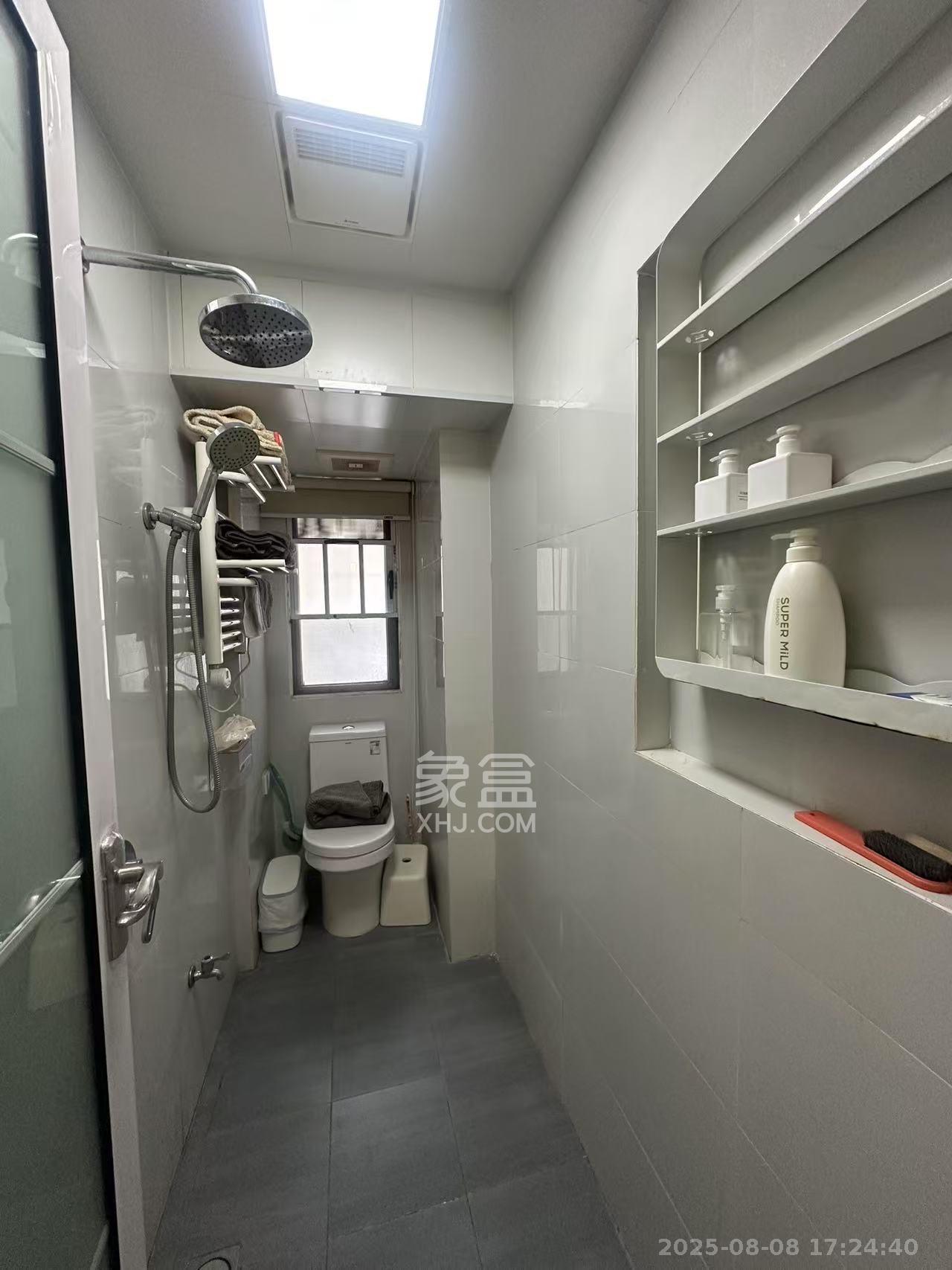 农行小区(农行宿舍) 1室2厅1卫 2800.0元/月 农行小区(农行宿舍) 1室2厅1卫 2800.0元/月室内图