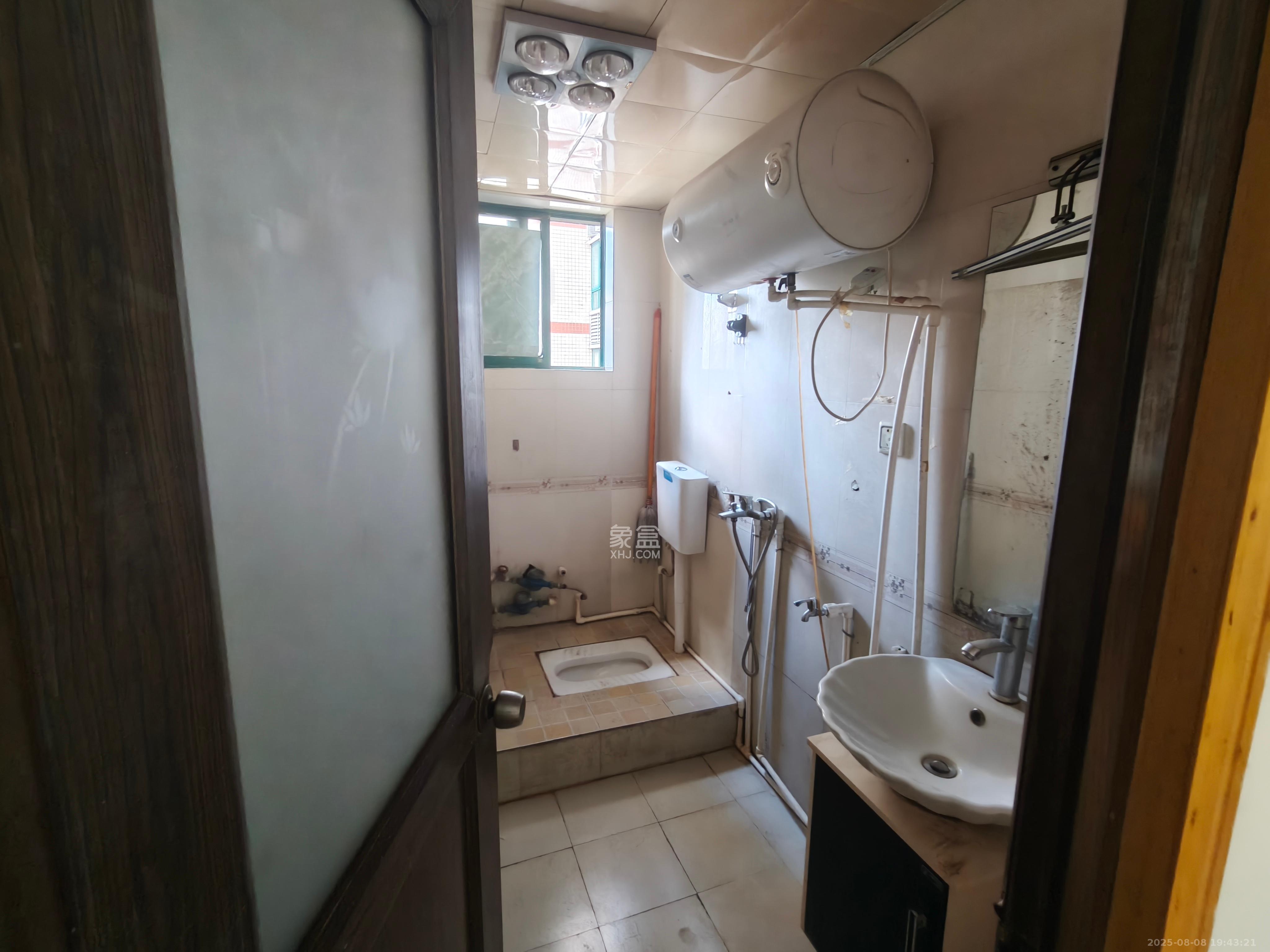 明城公寓  2室2厅1卫    1650.0元/月室内图