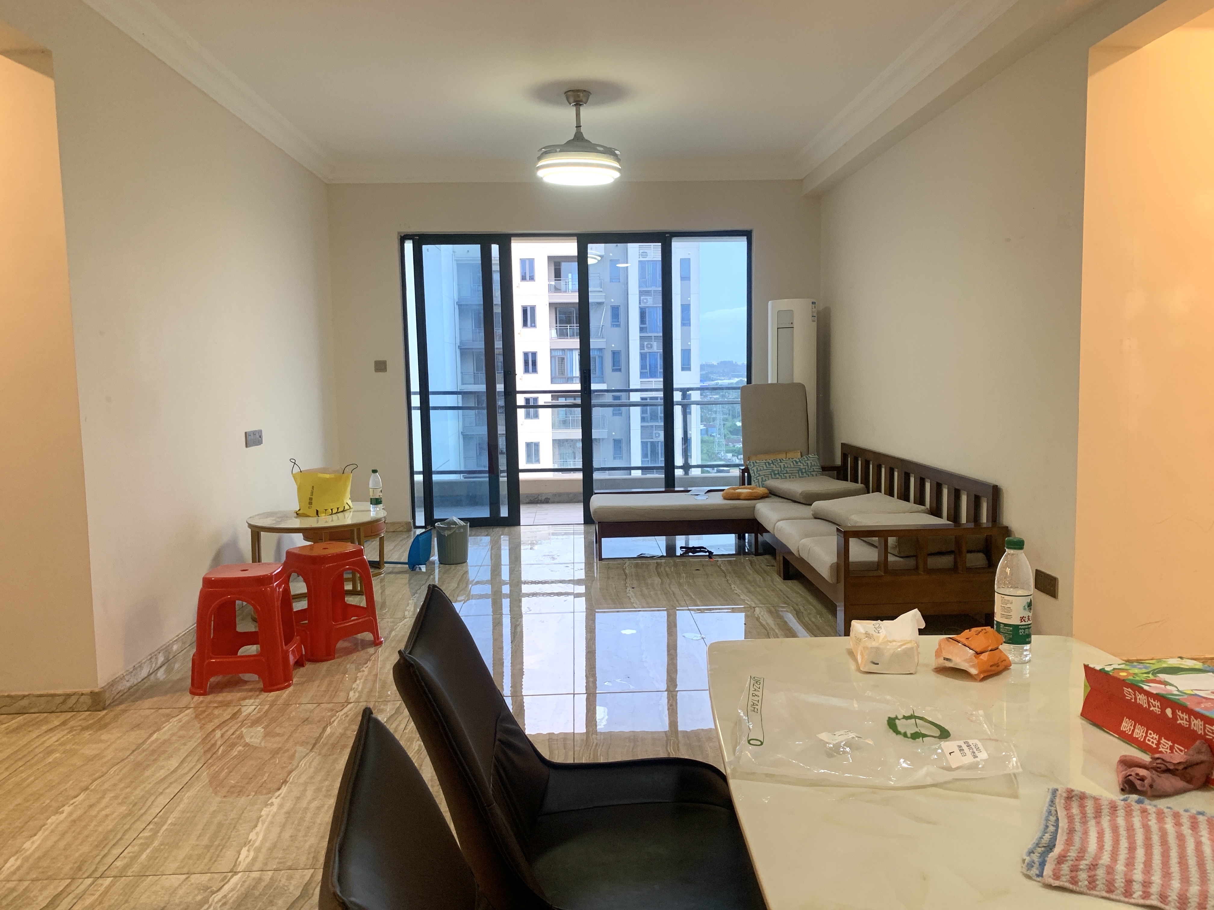 碧桂园剑桥郡 3室2厅2卫 3400.0元/月 碧桂园剑桥郡 3室2厅2卫 3400.0元/月室内图