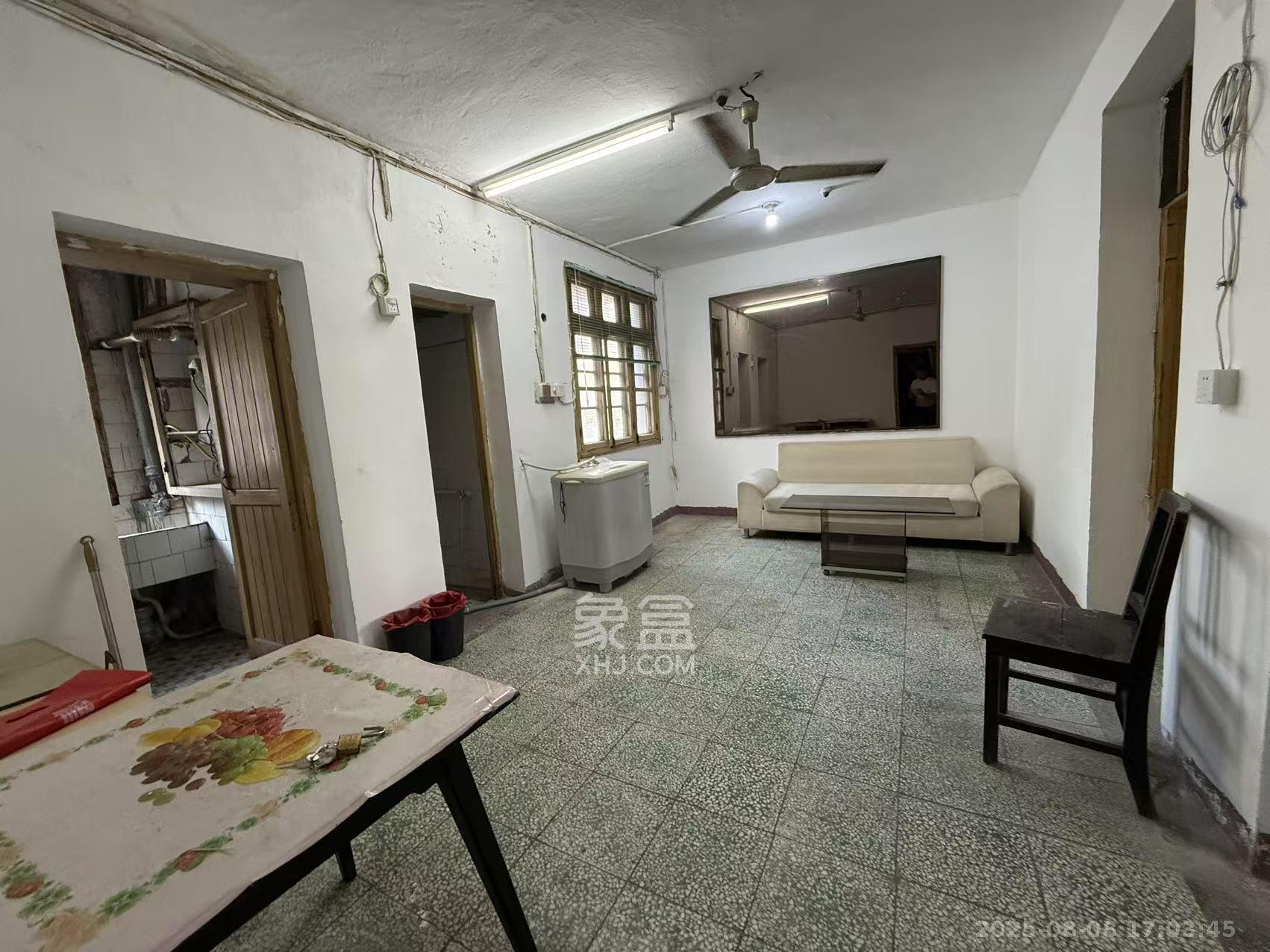 湘运新村 1室0厅0卫 1300.0元/月 湘运新村 1室0厅0卫 1300.0元/月室内图