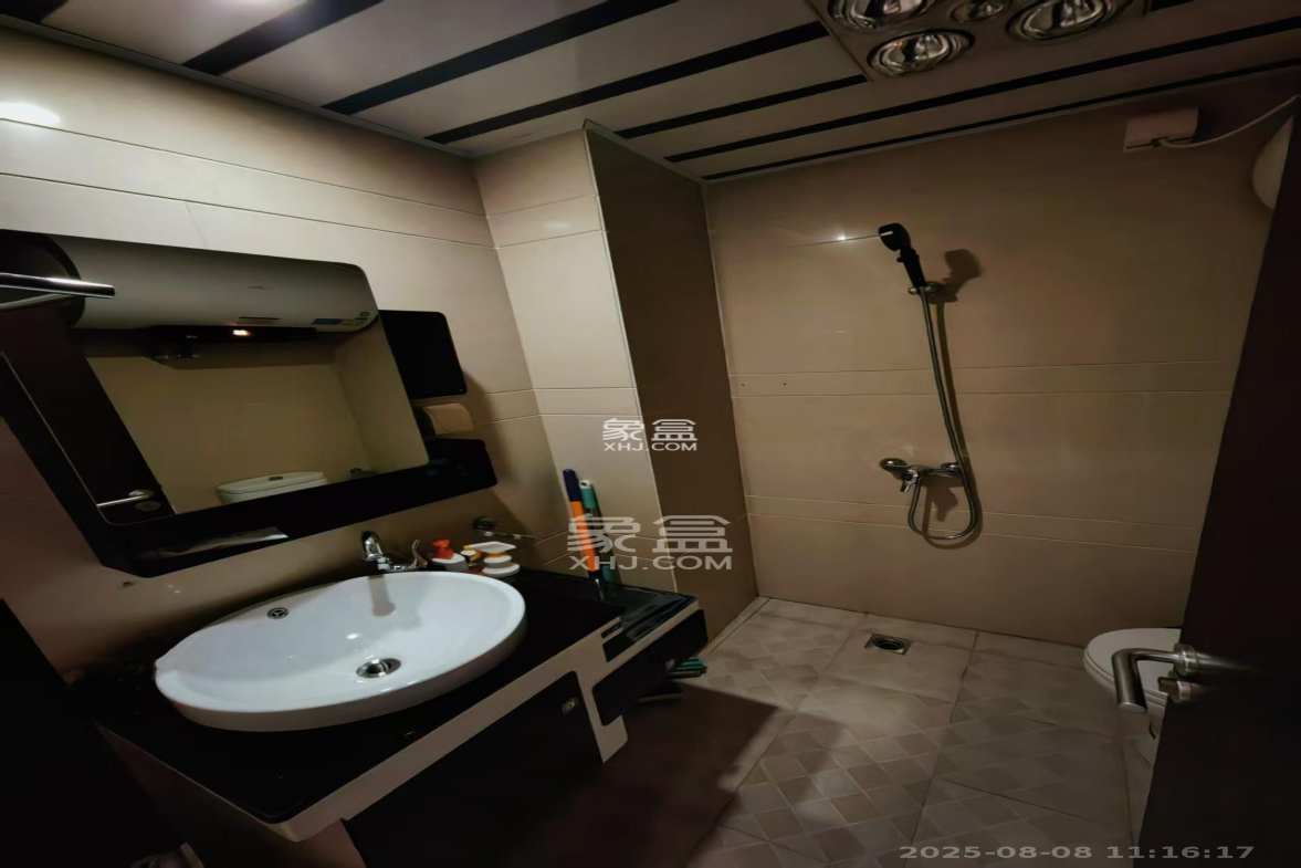 标志商务中心 1室1厅1卫 1200.0元/月 标志商务中心 1室1厅1卫 1200.0元/月室内图