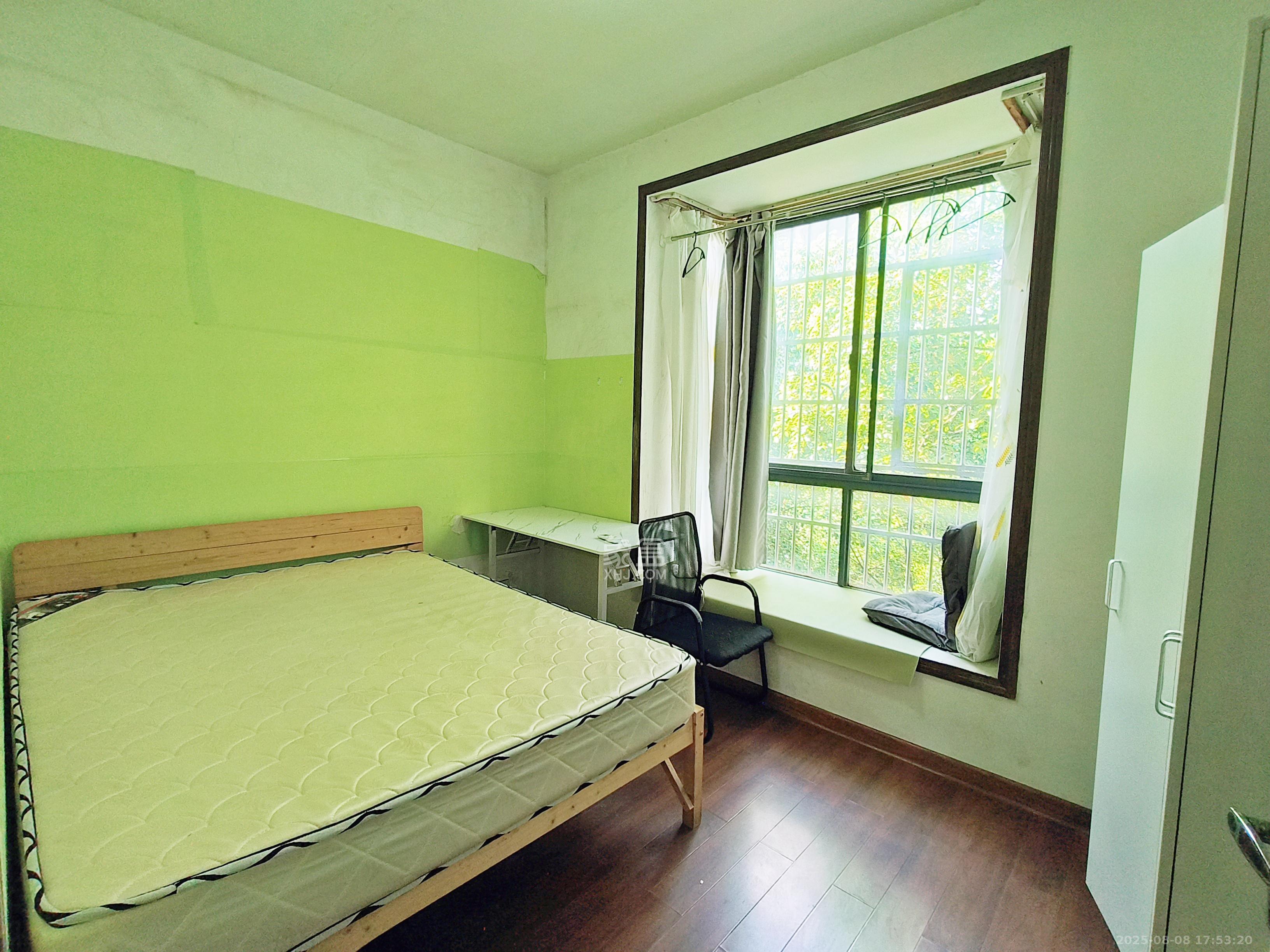 枫林绿洲  3室2厅1卫    2200.0元/月 枫林绿洲  3室2厅1卫    2200.0元/月室内图