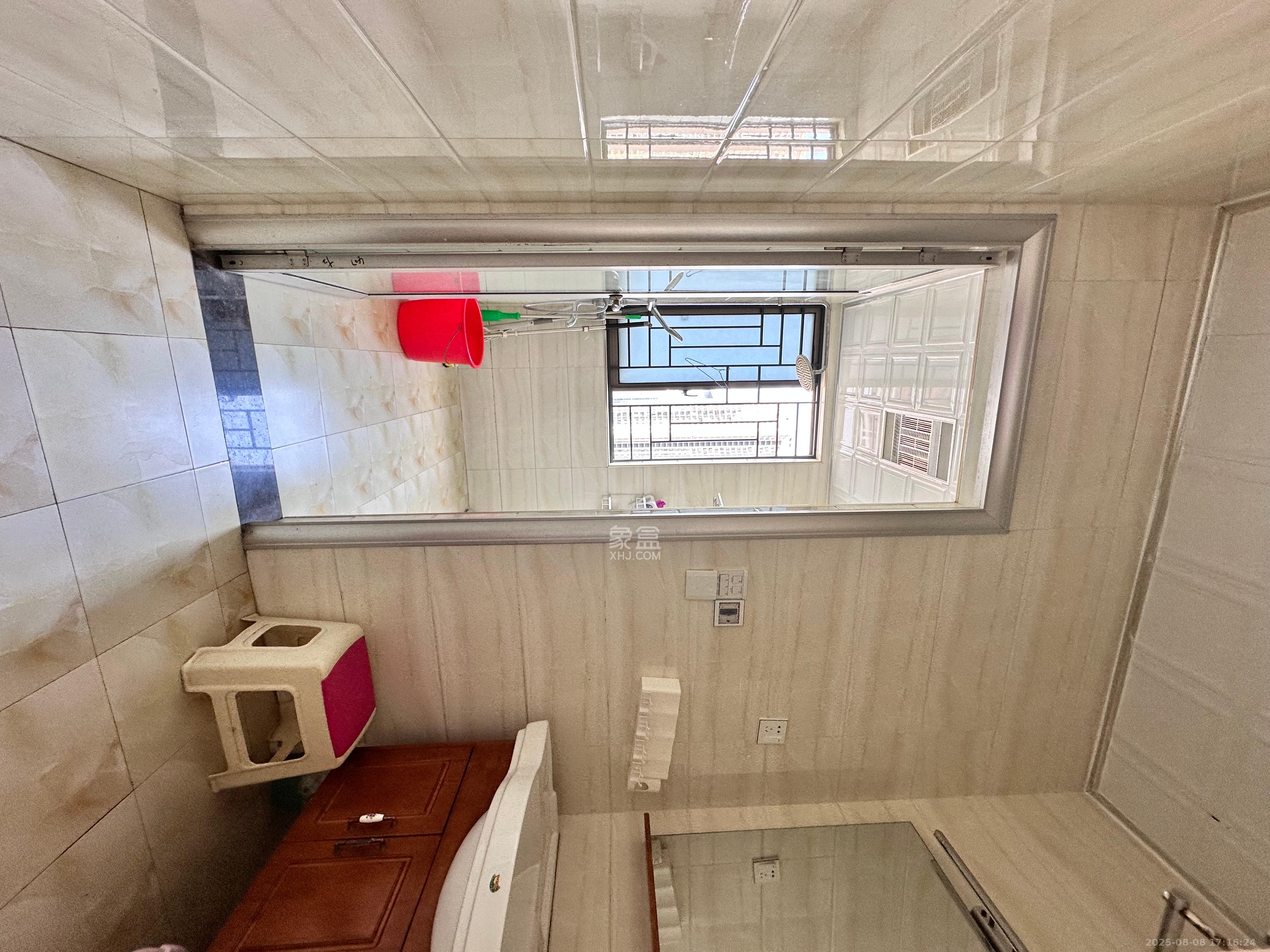 世茂铂翠湾一期  4室2厅2卫    4000.0元/月 世茂铂翠湾一期  4室2厅2卫    4000.0元/月室内图