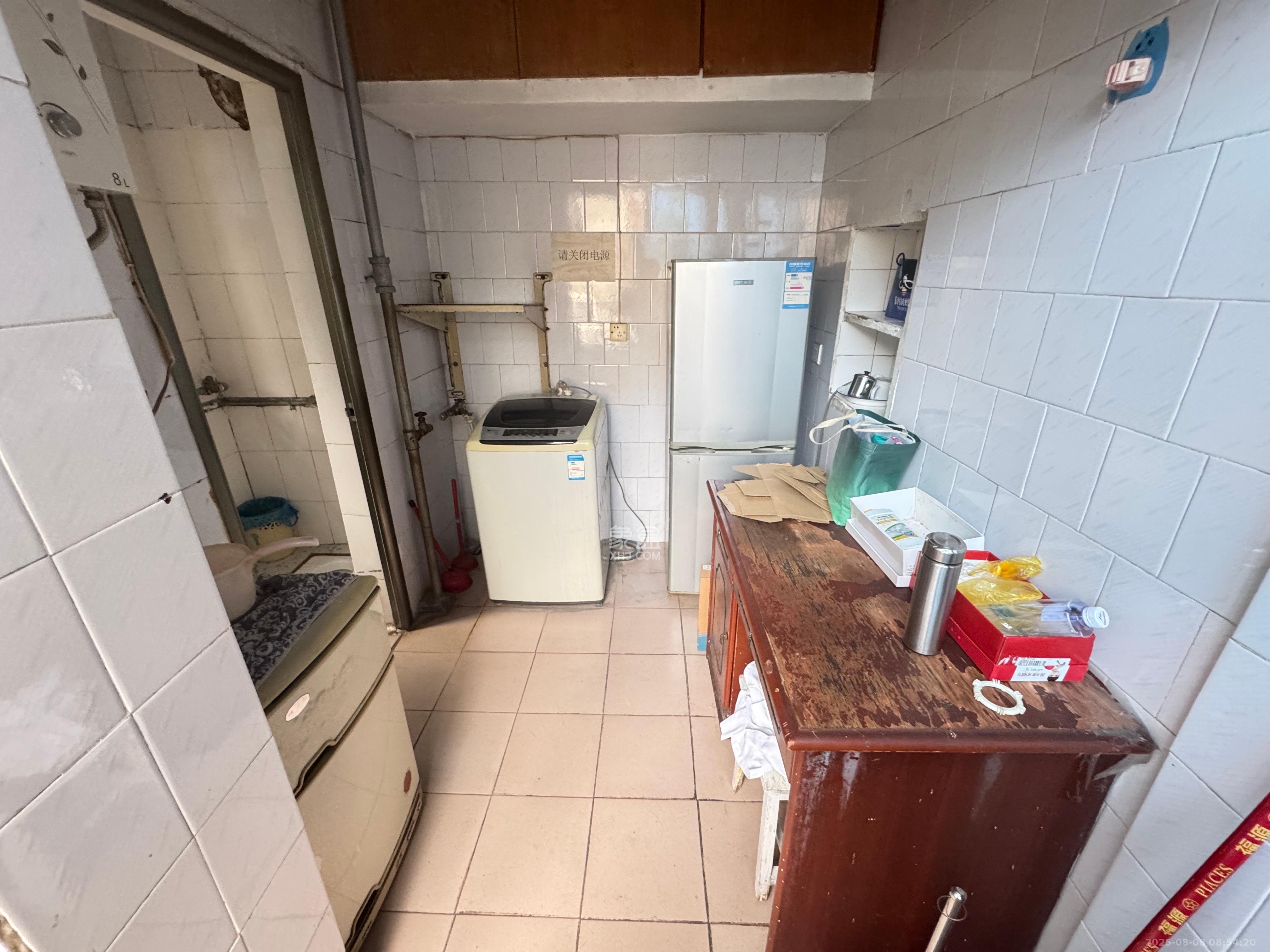 湘图大厦  3室1厅1卫    1800.0元/月室内图