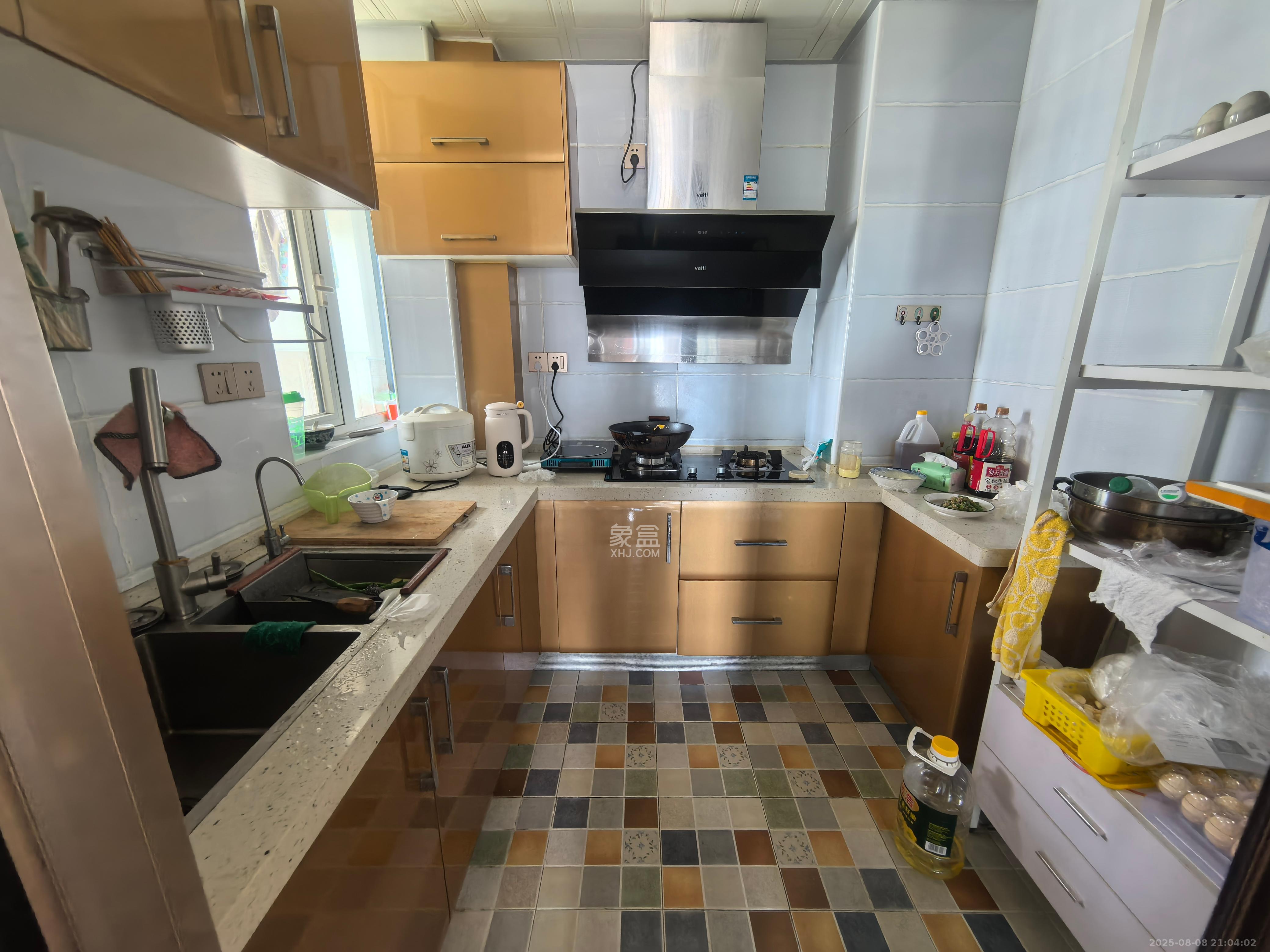 金鼎公园尚  2室1厅1卫    1700.0元/月室内图