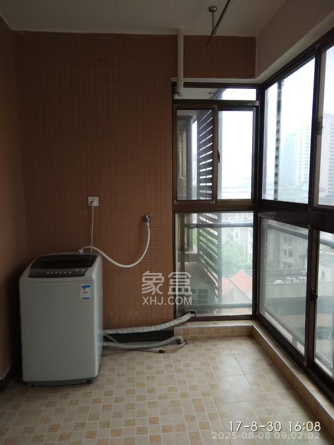 君悦紫园 2室2厅1卫 2800.0元/月 君悦紫园 2室2厅1卫 2800.0元/月室内图