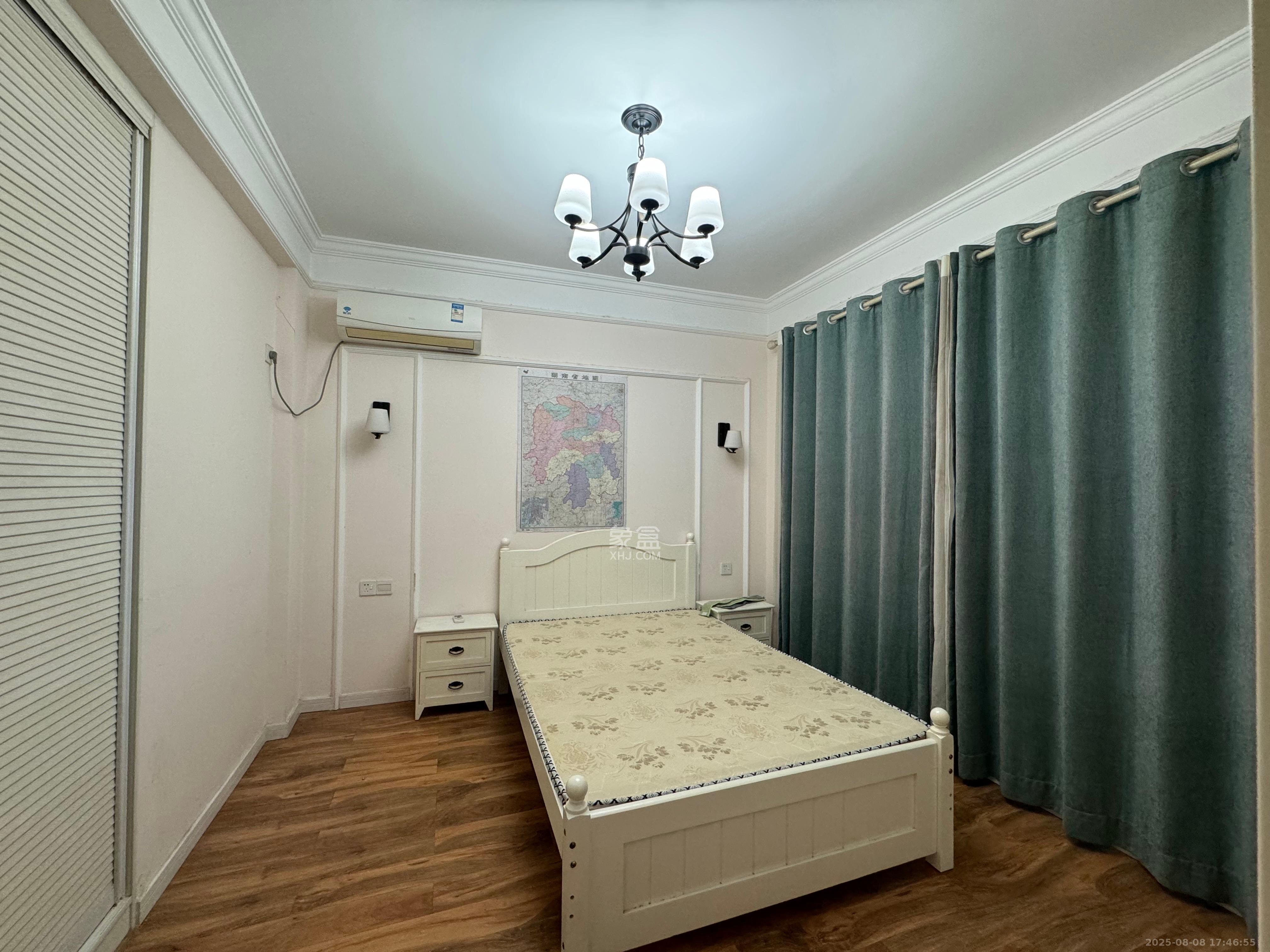 中信凯旋蓝岸（中信新城三期）  3室2厅1卫    2400.0元/月室内图