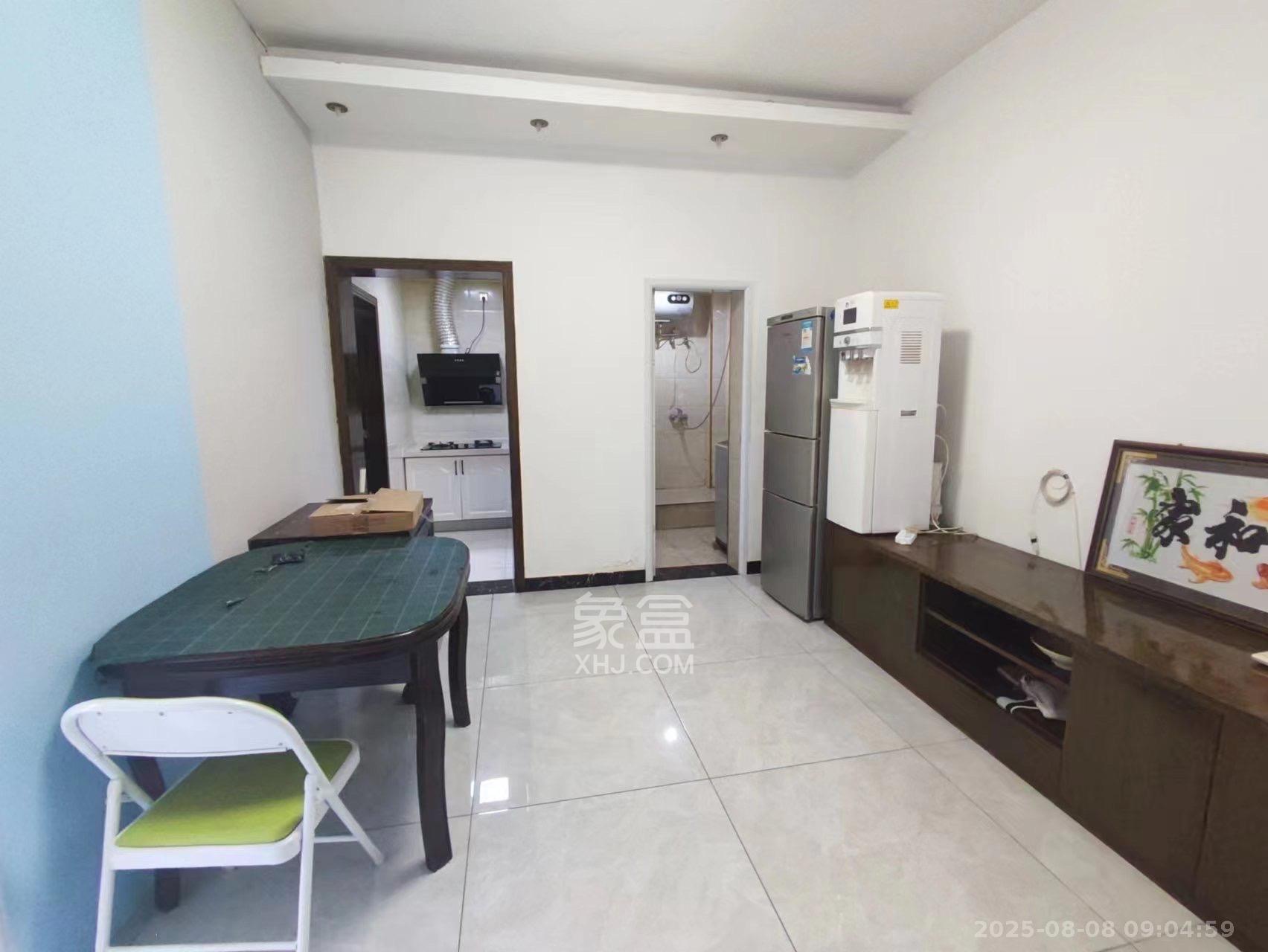 三泰街新富城 4室2厅1卫 3500.0元/月 三泰街新富城 4室2厅1卫 3500.0元/月室内图