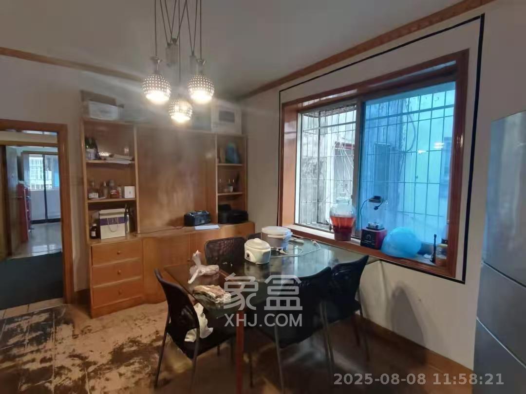 景园小区  3室1厅1卫   2400.00元/月室内图