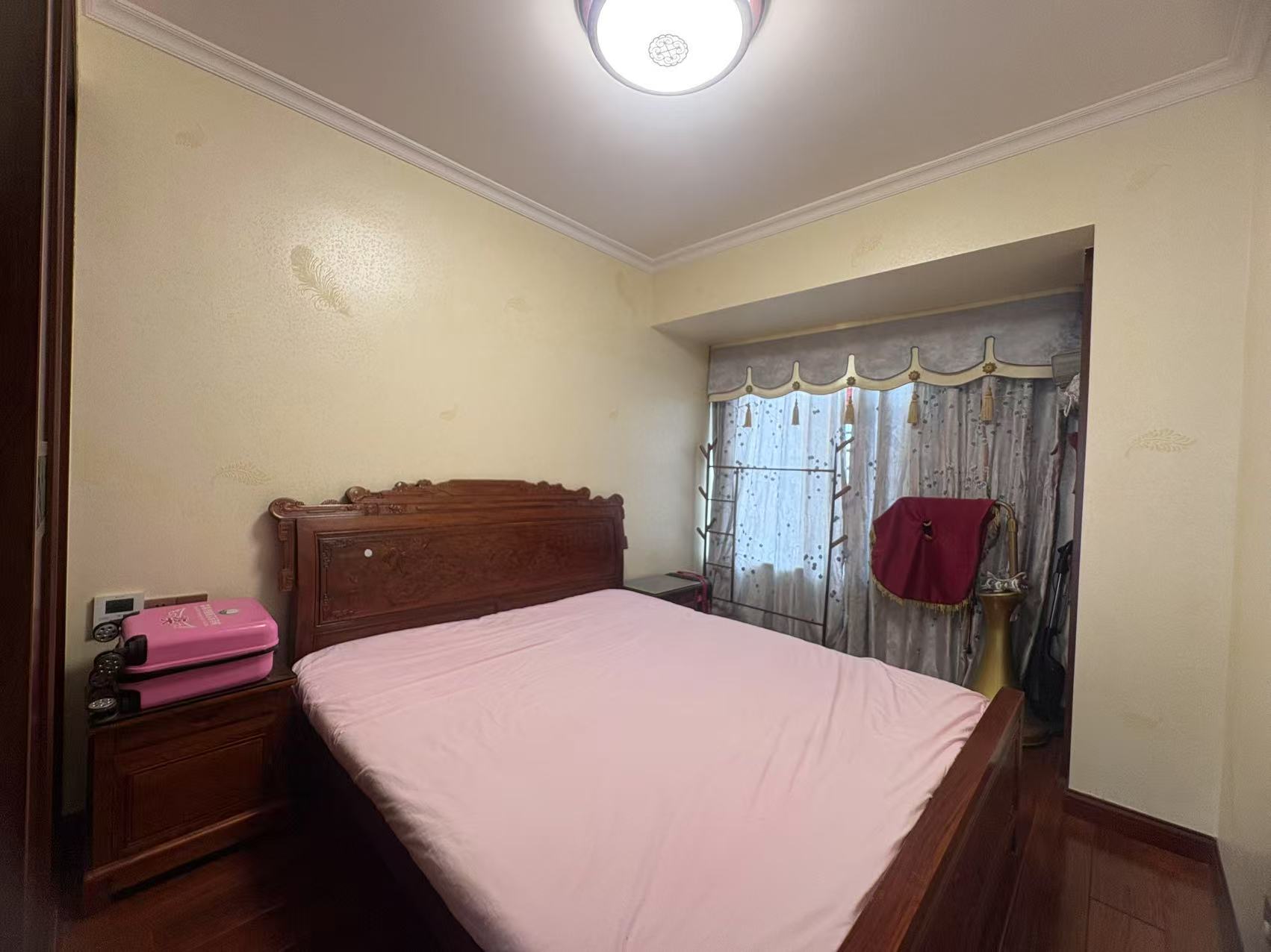 五江碧桂园城市广场 4室2厅2卫 92.88万 五江碧桂园城市广场 4室2厅2卫 92.88万客厅