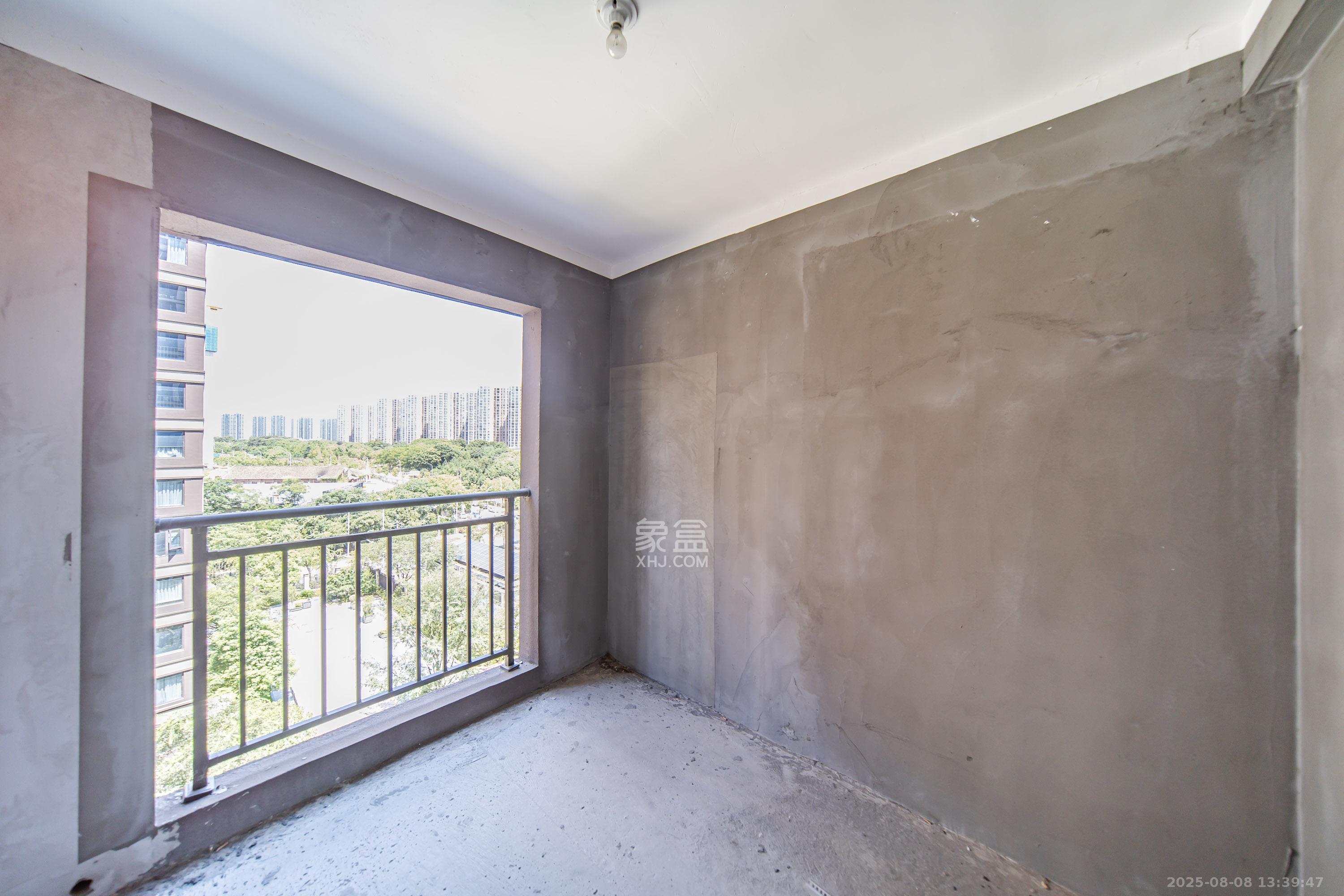 建发电建江山悦  4室2厅2卫    125.0万卧室