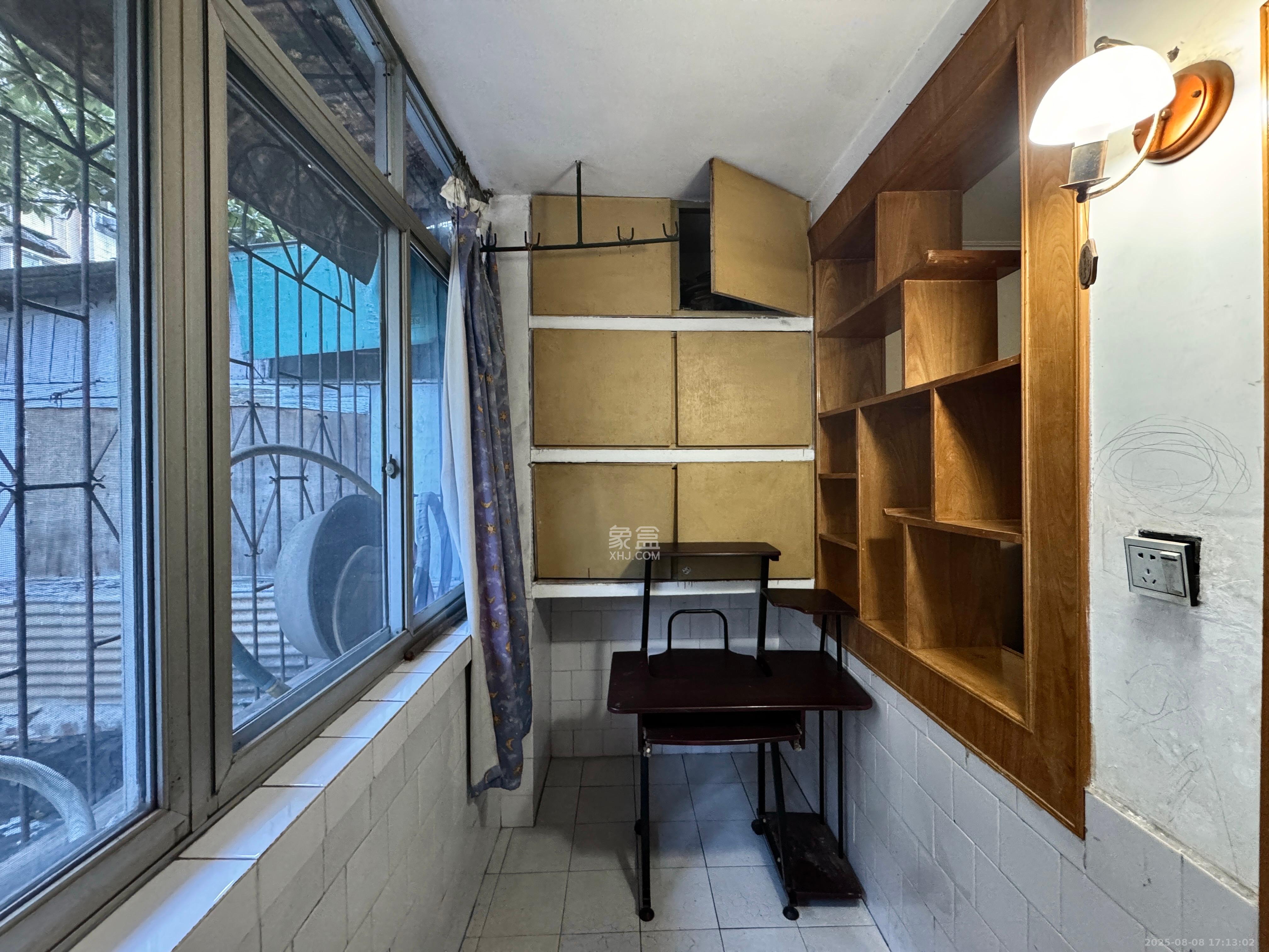 友谊路电视机厂宿舍 2室2厅1卫 1300.00元/月 友谊路电视机厂宿舍 2室2厅1卫 1300.00元/月室内图