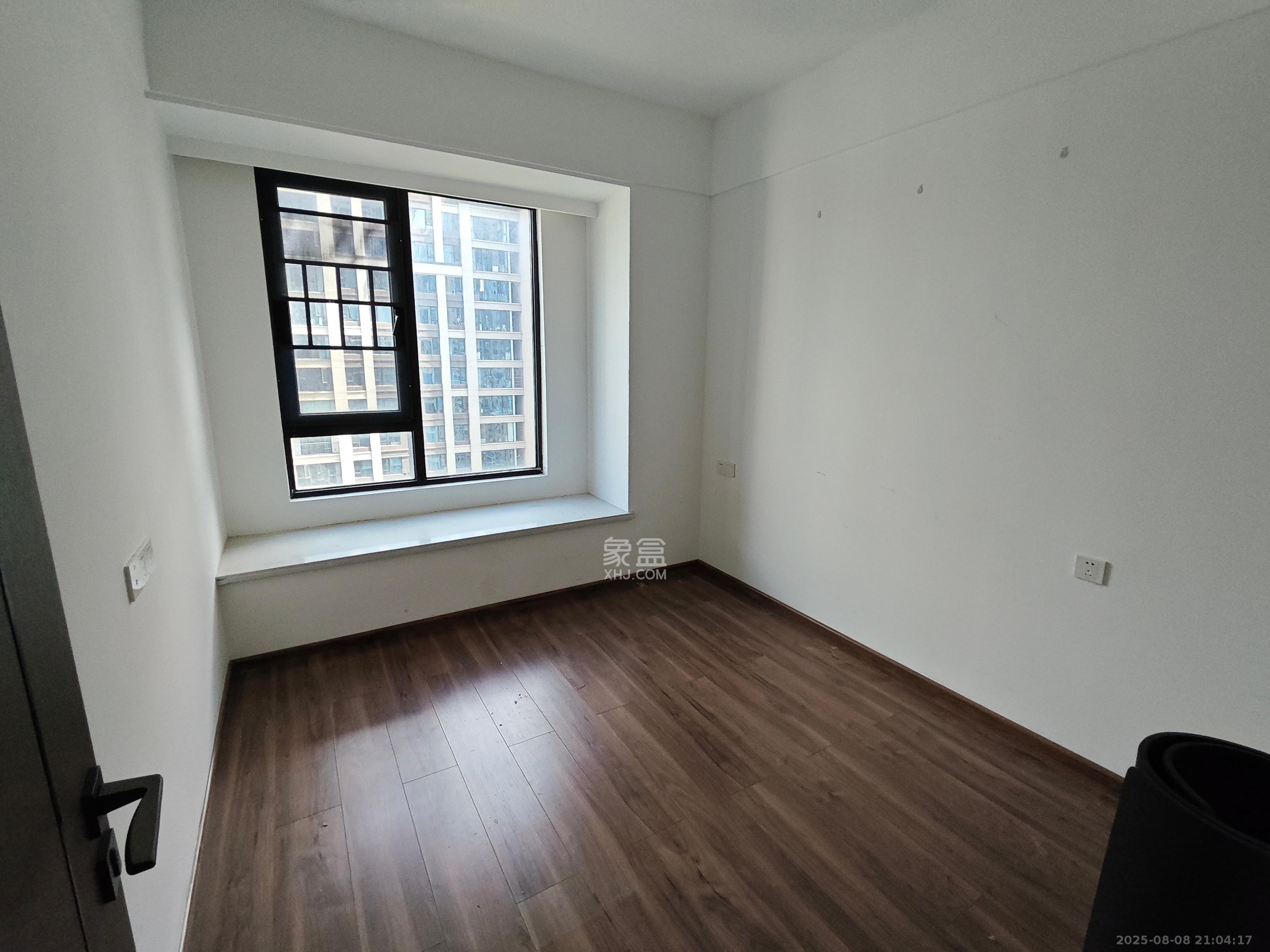 金茂建发观悦 4室2厅2卫 3600.0元/月 金茂建发观悦 4室2厅2卫 3600.0元/月室内图