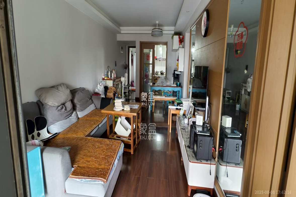 万科白鹭郡  3室2厅1卫    2500.0元/月 万科白鹭郡  3室2厅1卫    2500.0元/月室内图1