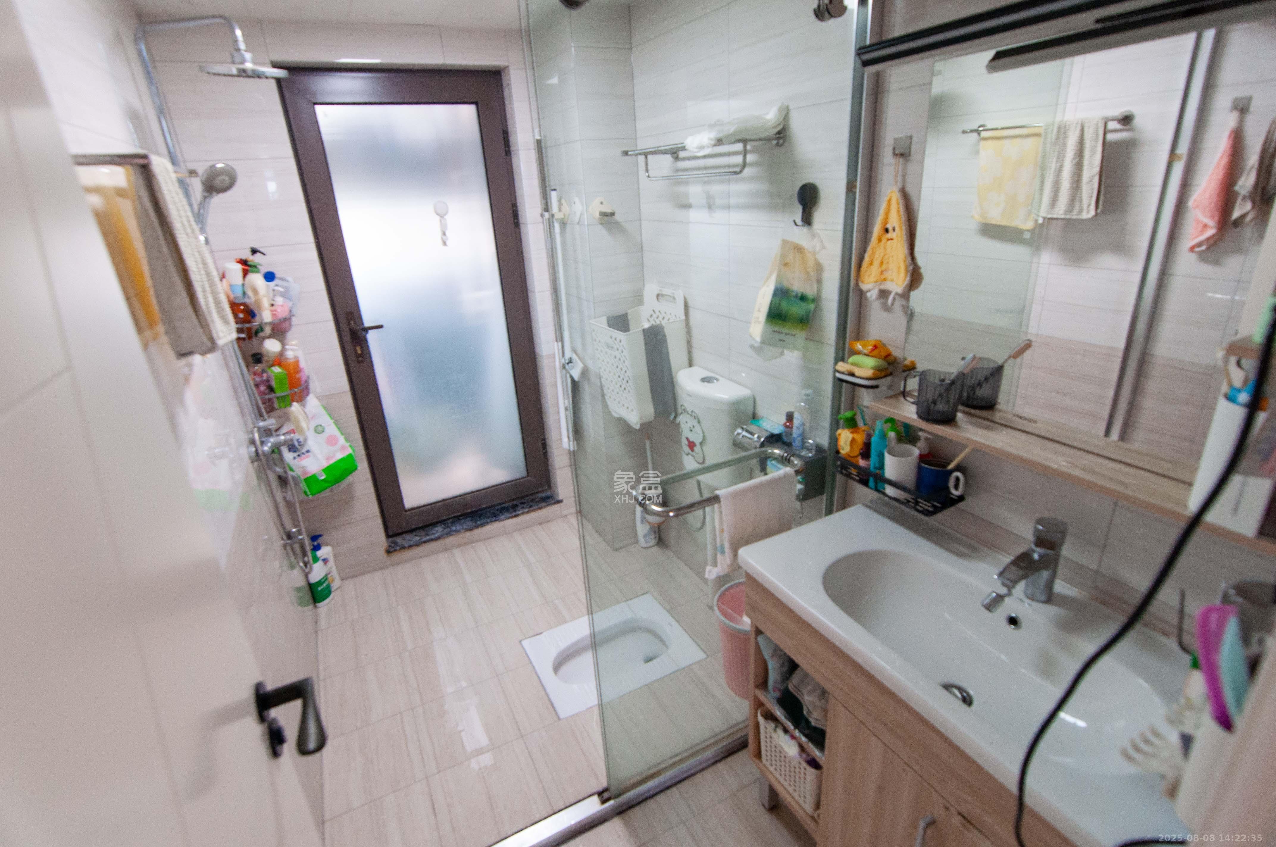 梅溪湖金茂湾  4室2厅2卫    168.0万 梅溪湖金茂湾  4室2厅2卫    168.0万卫生间