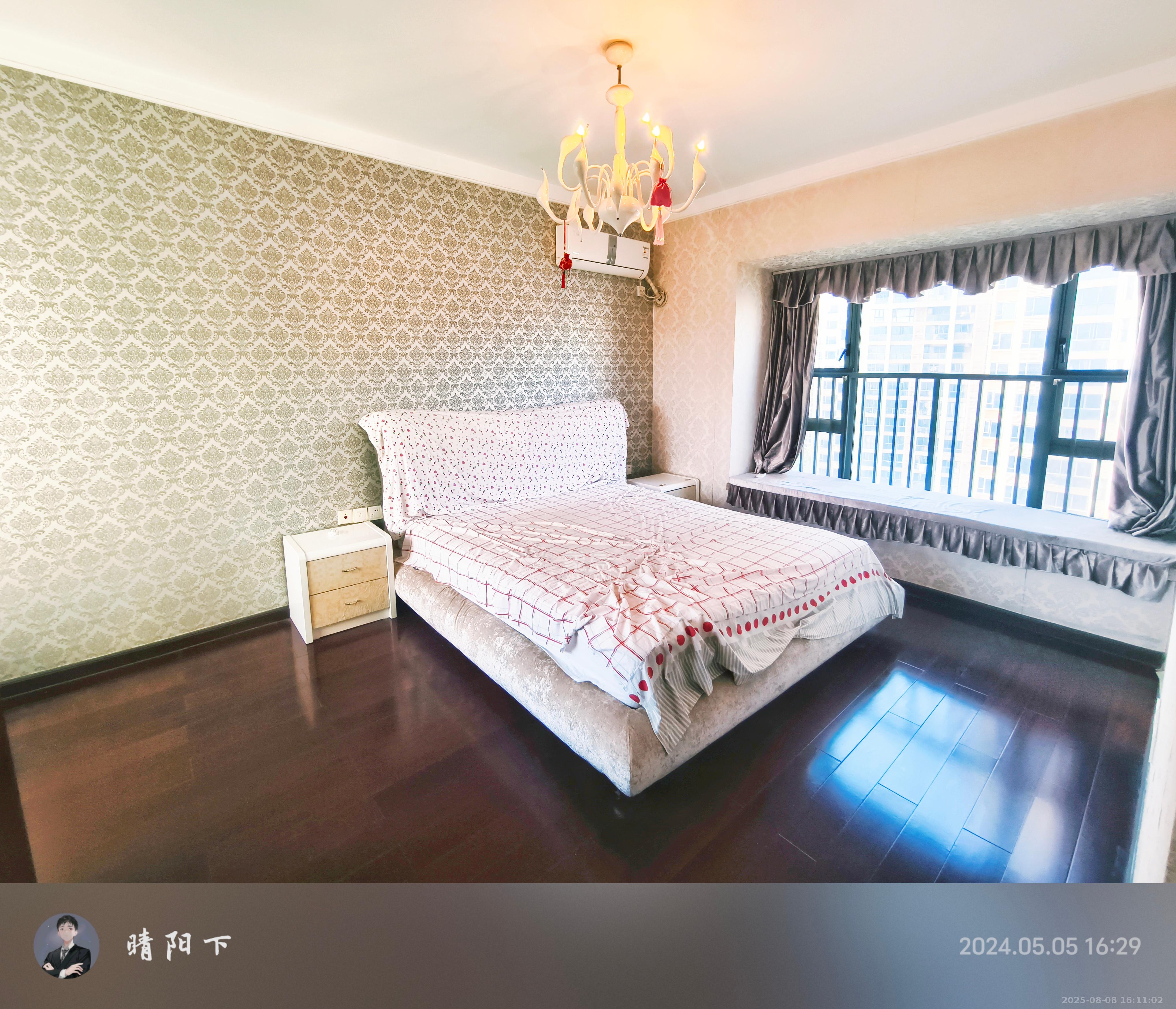 珠江花城三期锦鲤 1室2厅2卫 2600.0元/月 珠江花城三期锦鲤 1室2厅2卫 2600.0元/月室内图