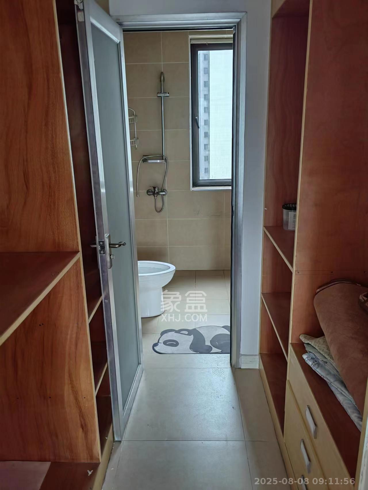 莱茵城 4室2厅2卫 2800.0元/月 莱茵城 4室2厅2卫 2800.0元/月室内图