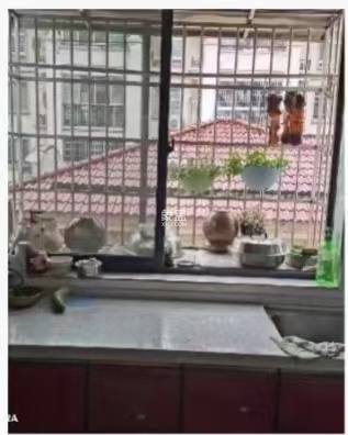 精锐华府(精锐华庭) 3室2厅2卫 1680.0元/月 精锐华府(精锐华庭) 3室2厅2卫 1680.0元/月室内图