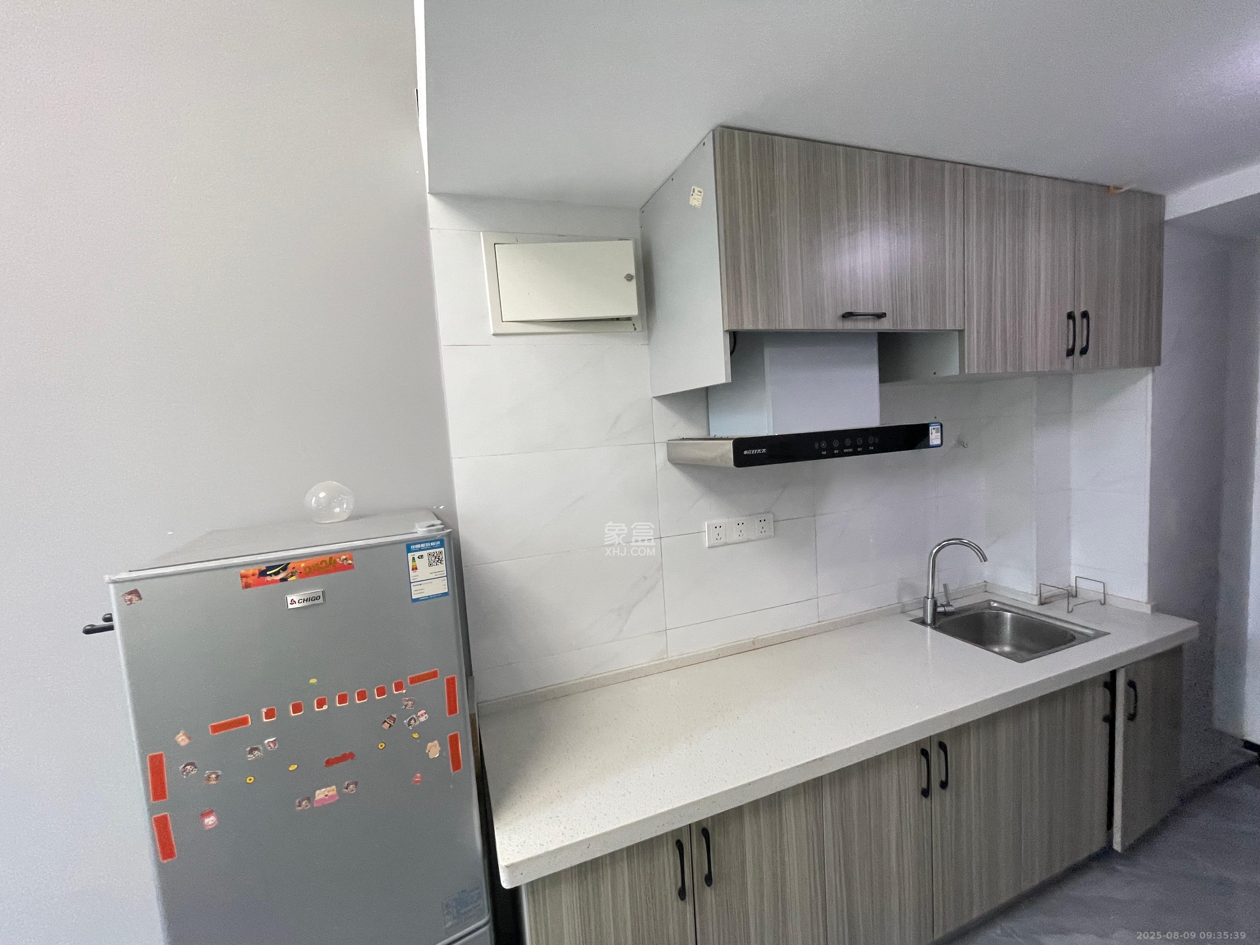 新长海漓湘悦 1室1厅1卫 1400.0元/月 新长海漓湘悦 1室1厅1卫 1400.0元/月室内图