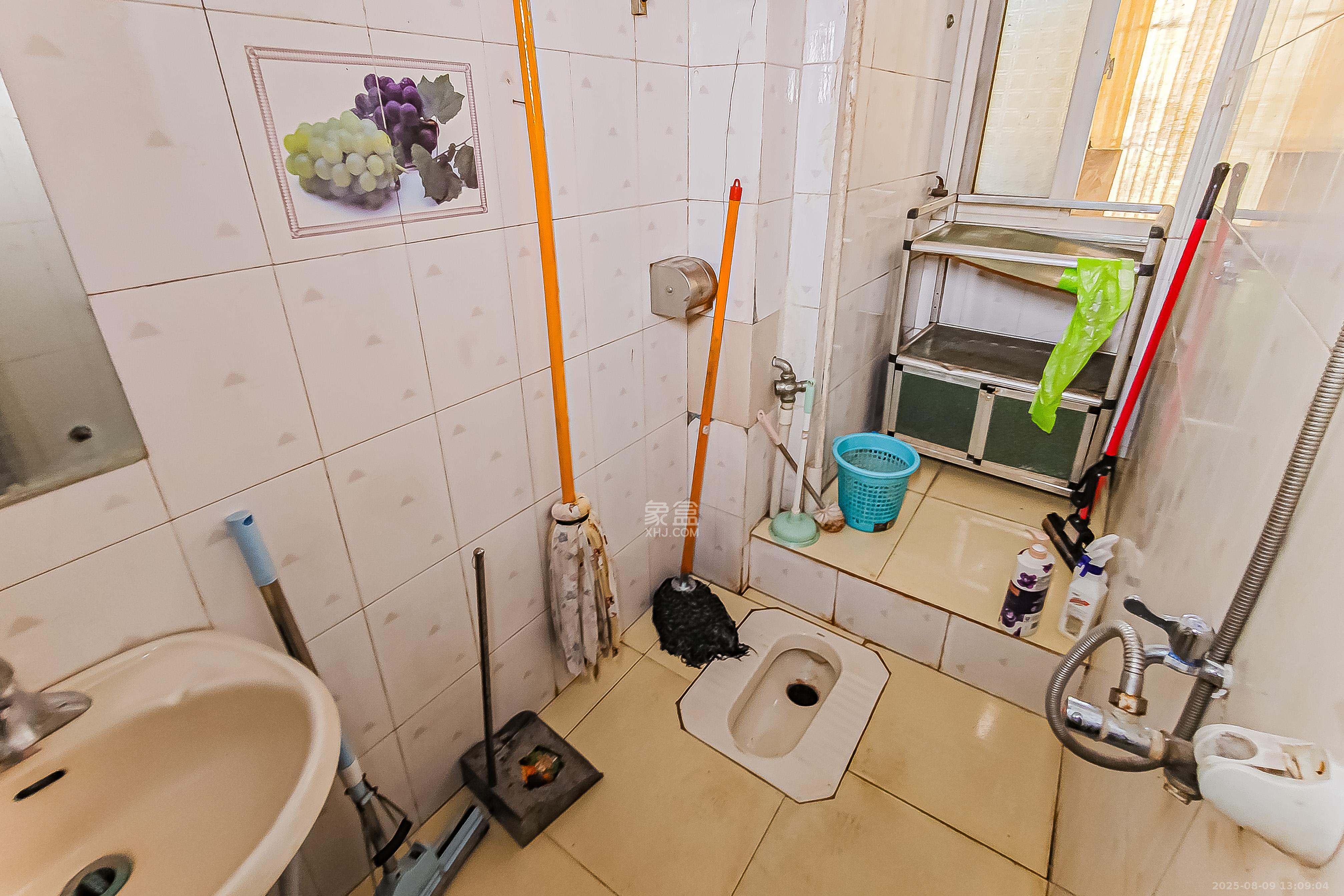 天心路散盘 2室1厅1卫 58.0万 天心路散盘 2室1厅1卫 58.0万卫生间