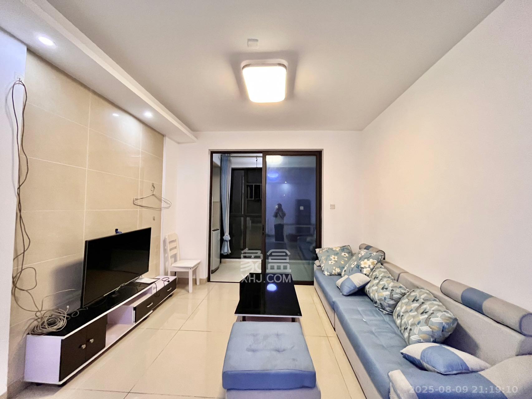 中国铁建梅溪青秀二期 3室2厅2卫 2500.0元/月 中国铁建梅溪青秀二期 3室2厅2卫 2500.0元/月室内图