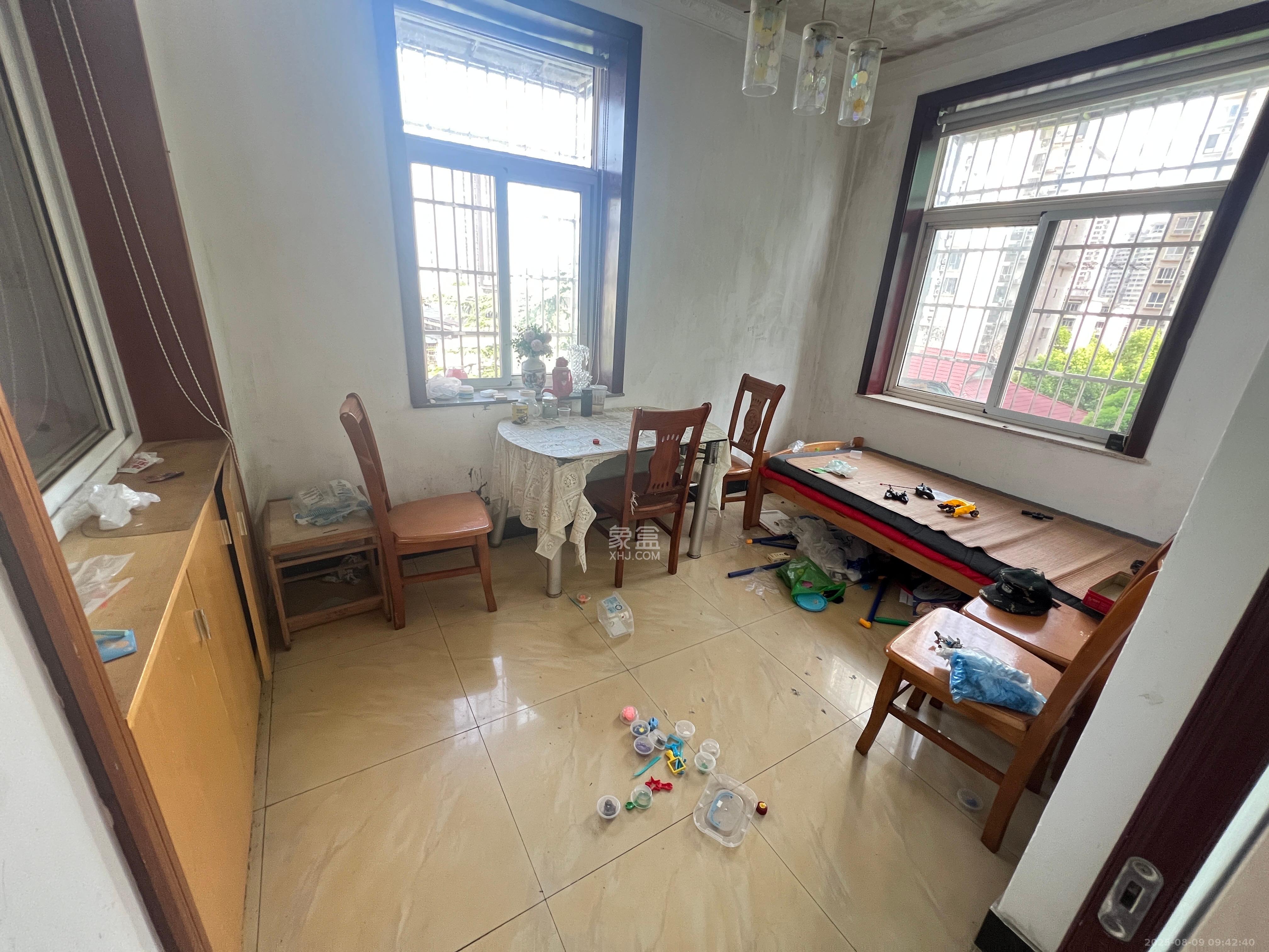 湖南石油化学工业局小区(侯家塘化工厅) 3室1厅1卫 1600.0元/月 湖南石油化学工业局小区(侯家塘化工厅) 3室1厅1卫 1600.0元/月室内图