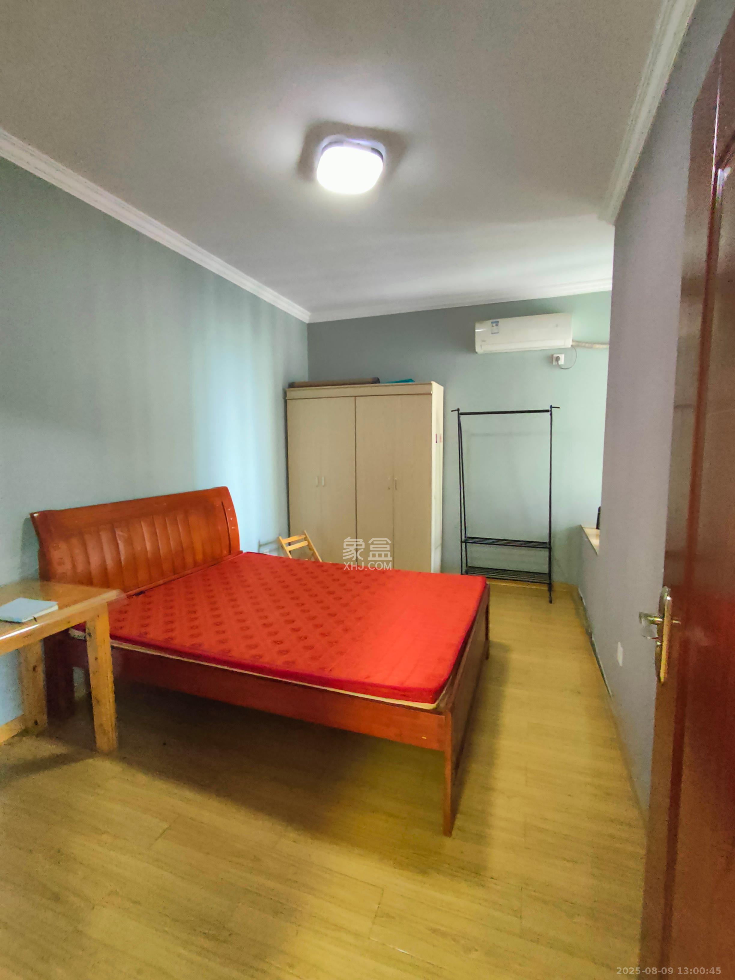 长房时代城 3室2厅2卫 2600.0元/月 长房时代城 3室2厅2卫 2600.0元/月室内图