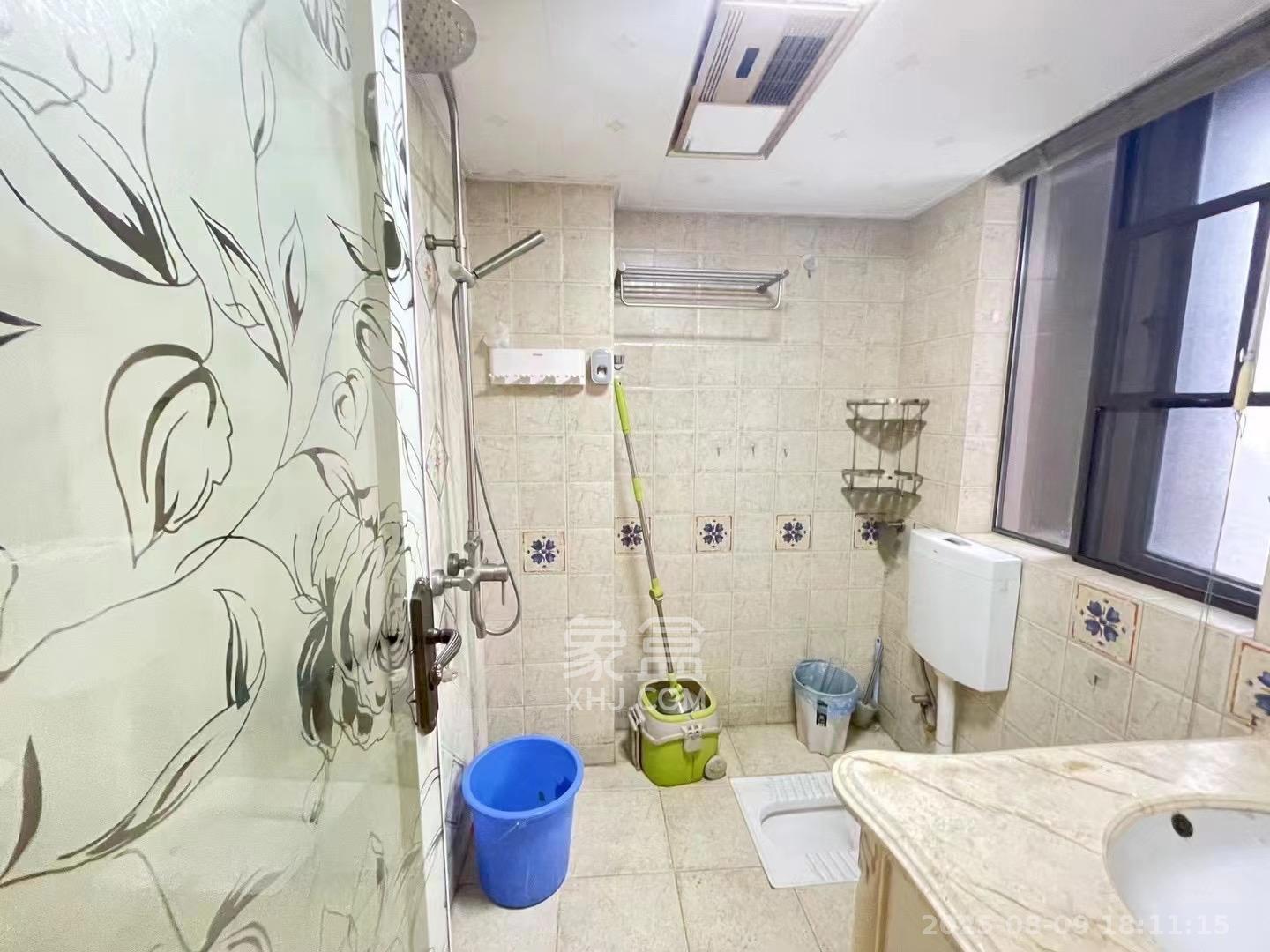 旭辉御府  3室2厅1卫   2900.00元/月室内图