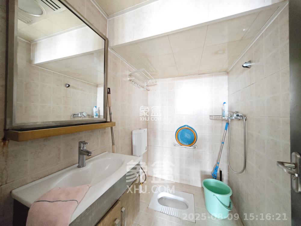 湘府东苑  2室1厅2卫    2200.0元/月室内图