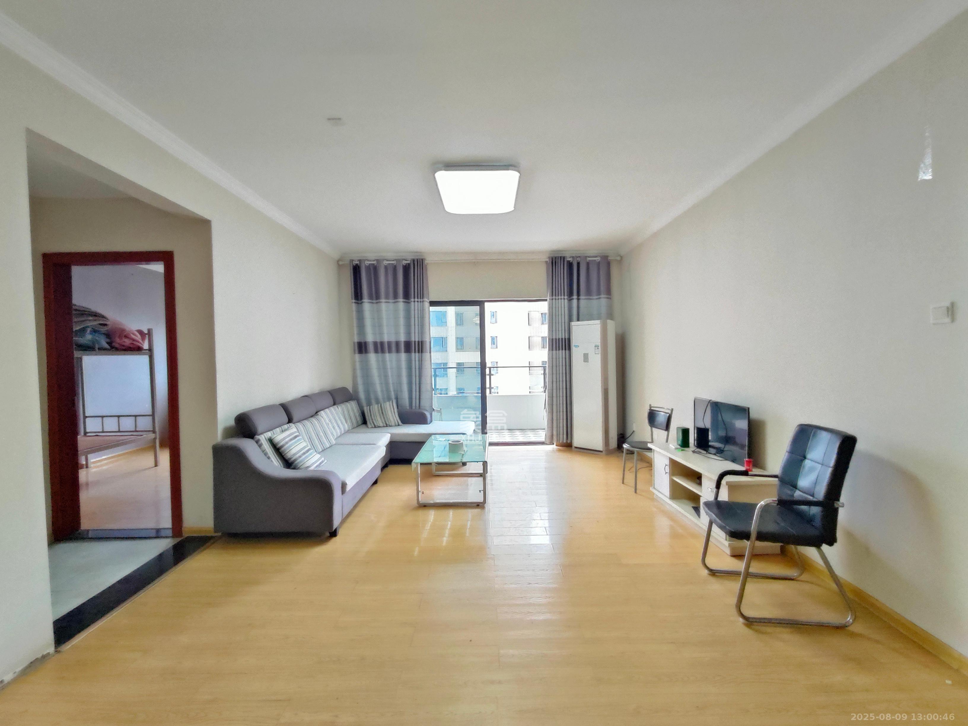 长房时代城 3室2厅2卫 2600.0元/月 长房时代城 3室2厅2卫 2600.0元/月室内图