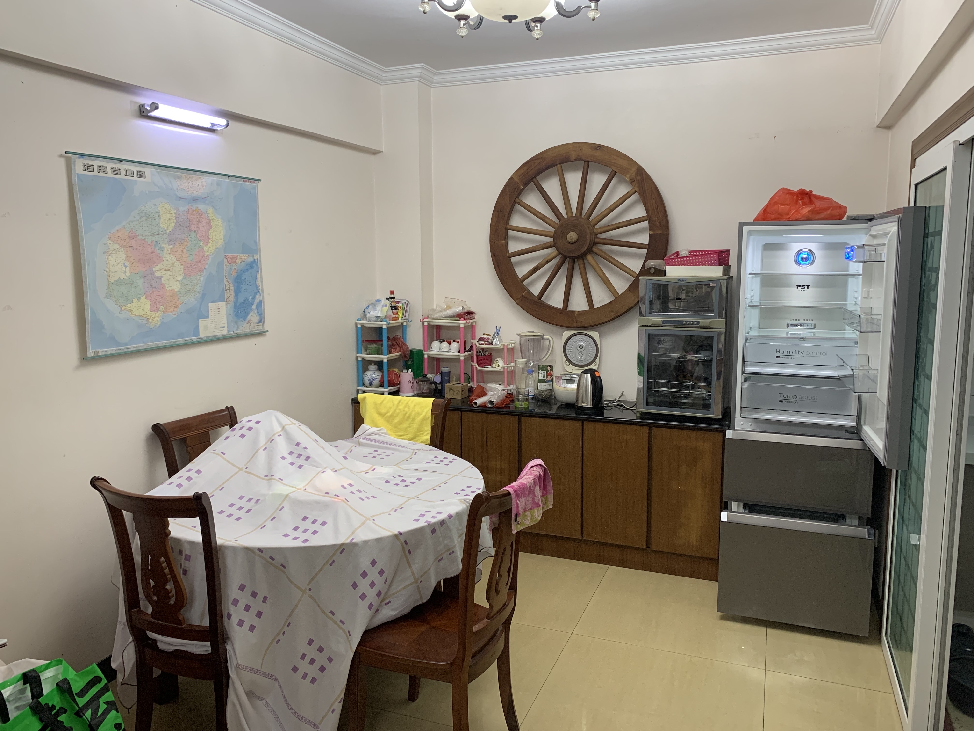 广昌花园 4室2厅2卫 154.0万 广昌花园 4室2厅2卫 154.0万客厅