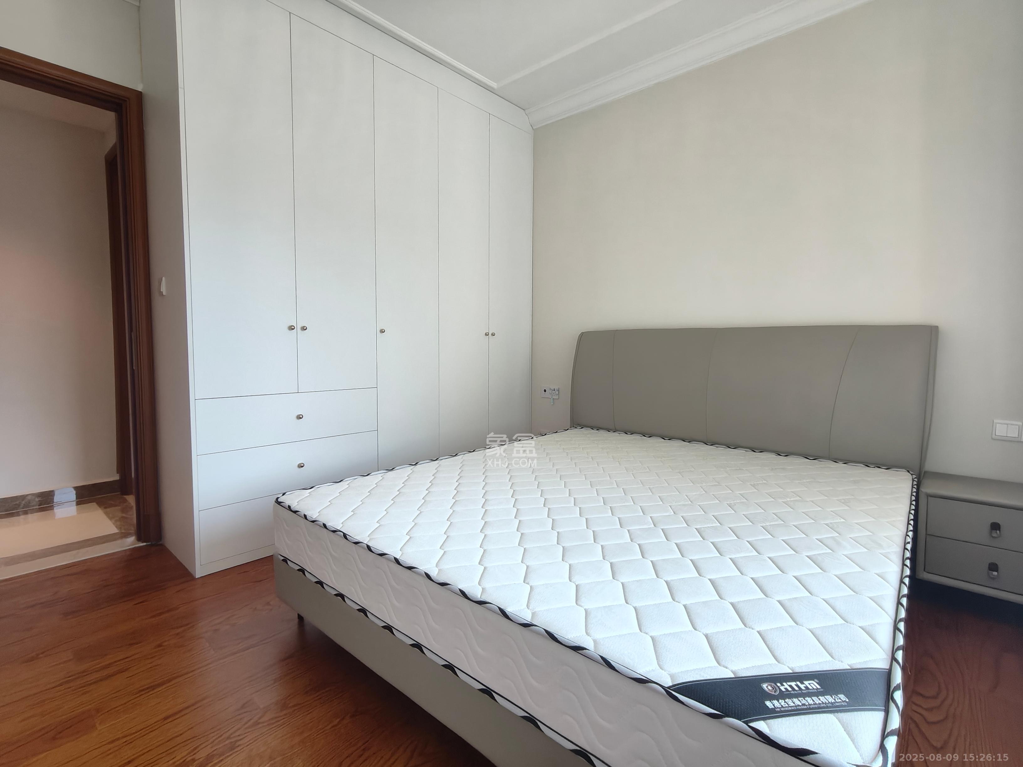 恒大江湾  1室0厅0卫    3000.0元/月室内图