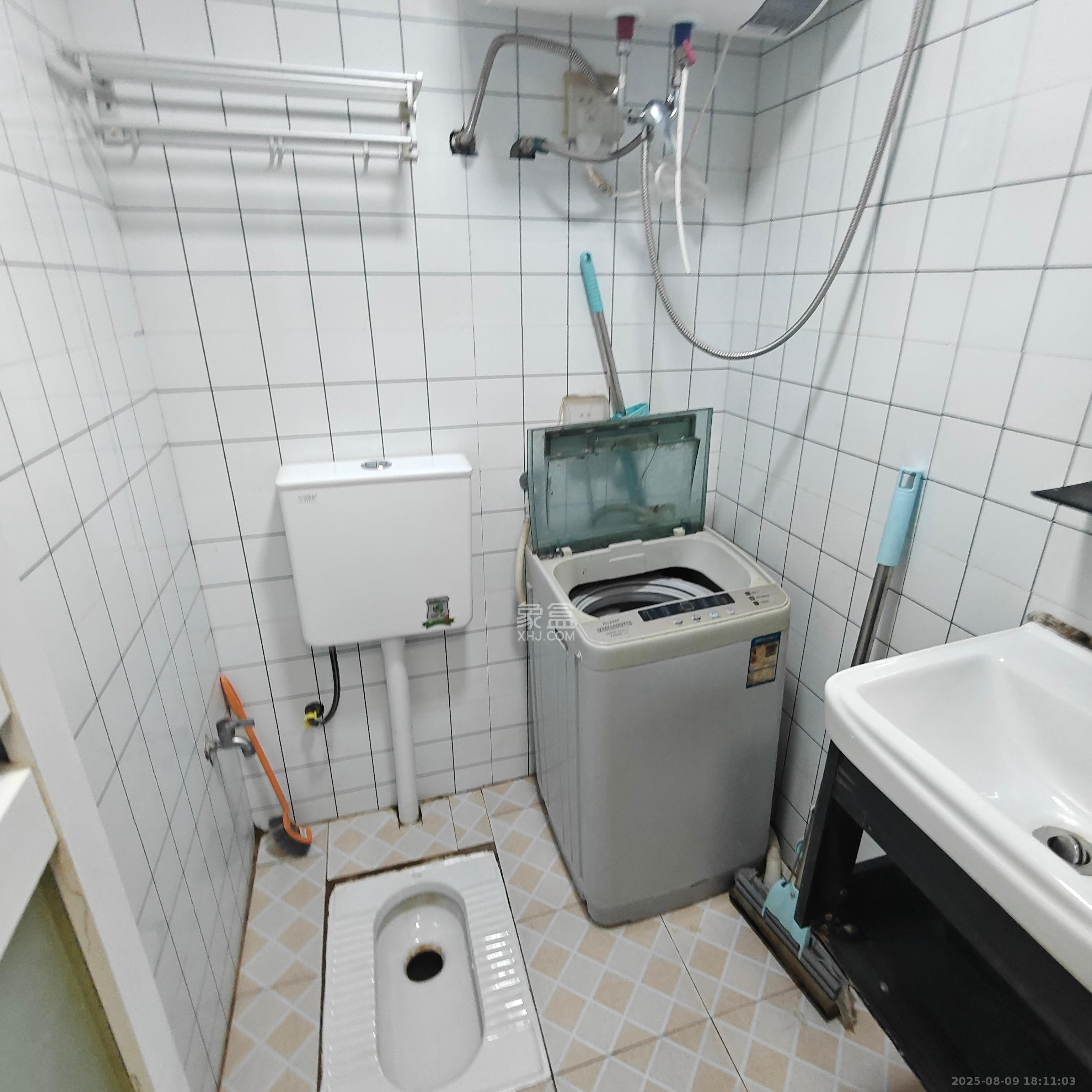 海华嘉园  1室1厅1卫    1300.0元/月 海华嘉园  1室1厅1卫    1300.0元/月室内图