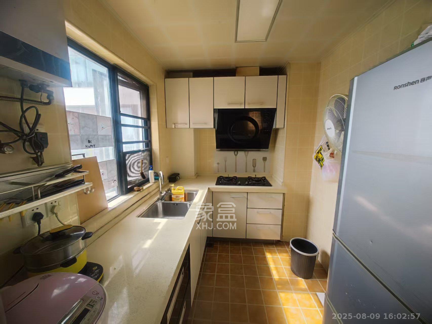 万芙锦城  2室2厅1卫    2100.0元/月室内图