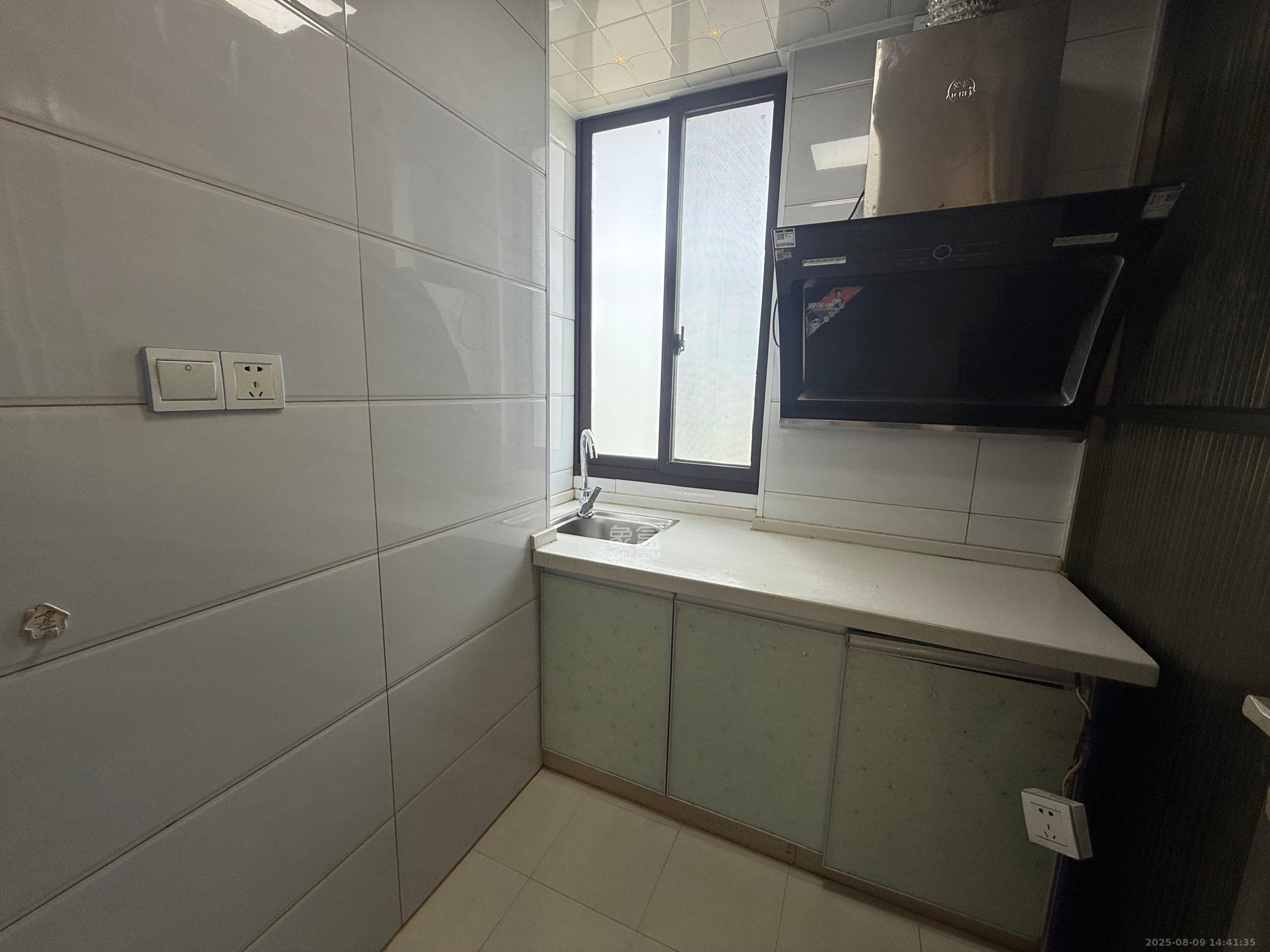 嘉顺苑 2室1厅1卫 1600.0元/月 嘉顺苑 2室1厅1卫 1600.0元/月室内图