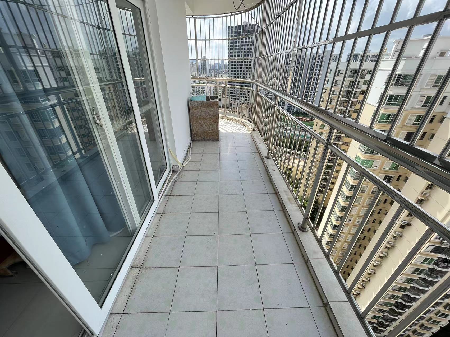 中城广场  3室2厅1卫   110.00万室内图
