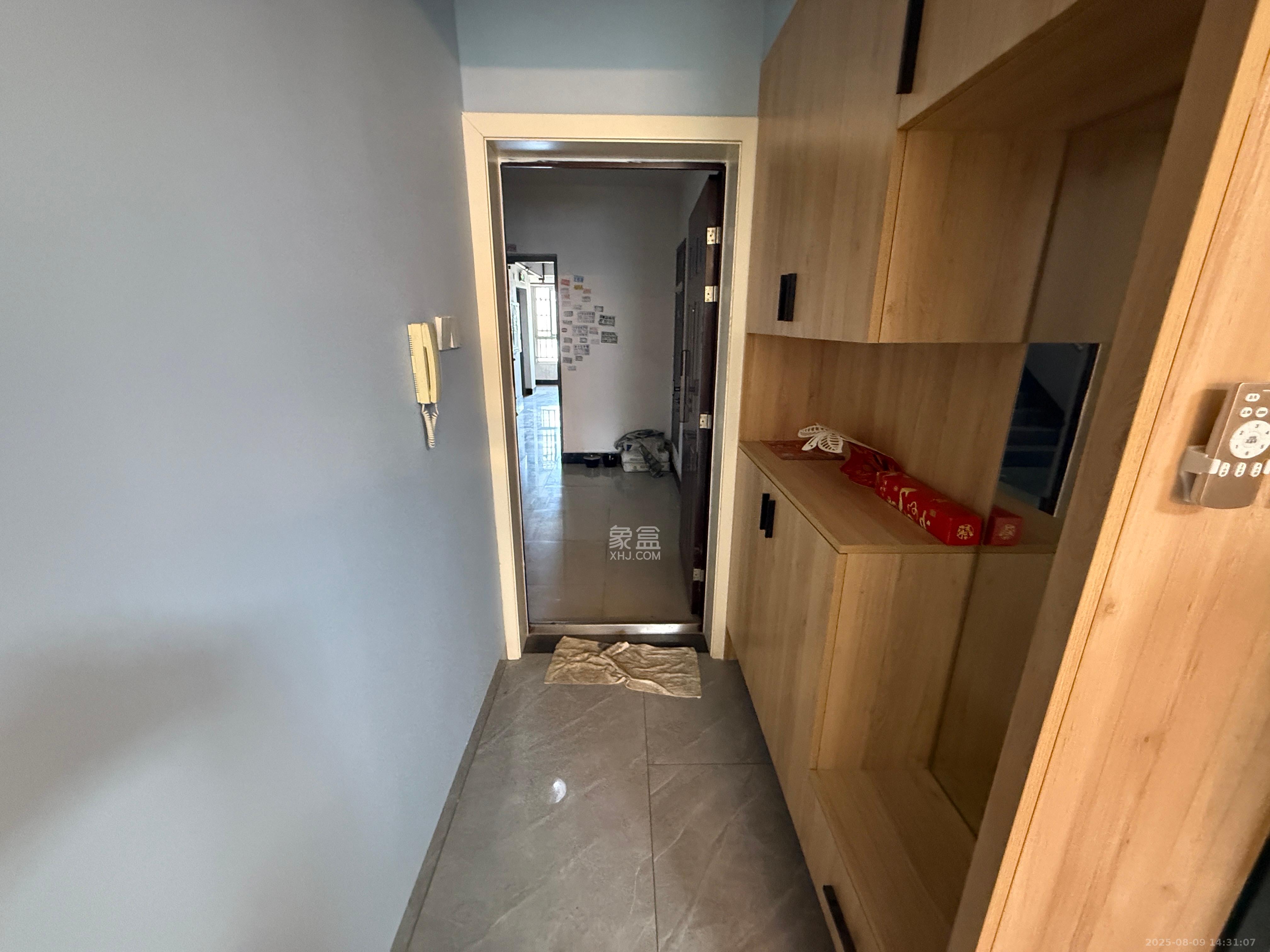 谷山乐园三期  3室2厅1卫    2250.0元/月 谷山乐园三期  3室2厅1卫    2250.0元/月室内图