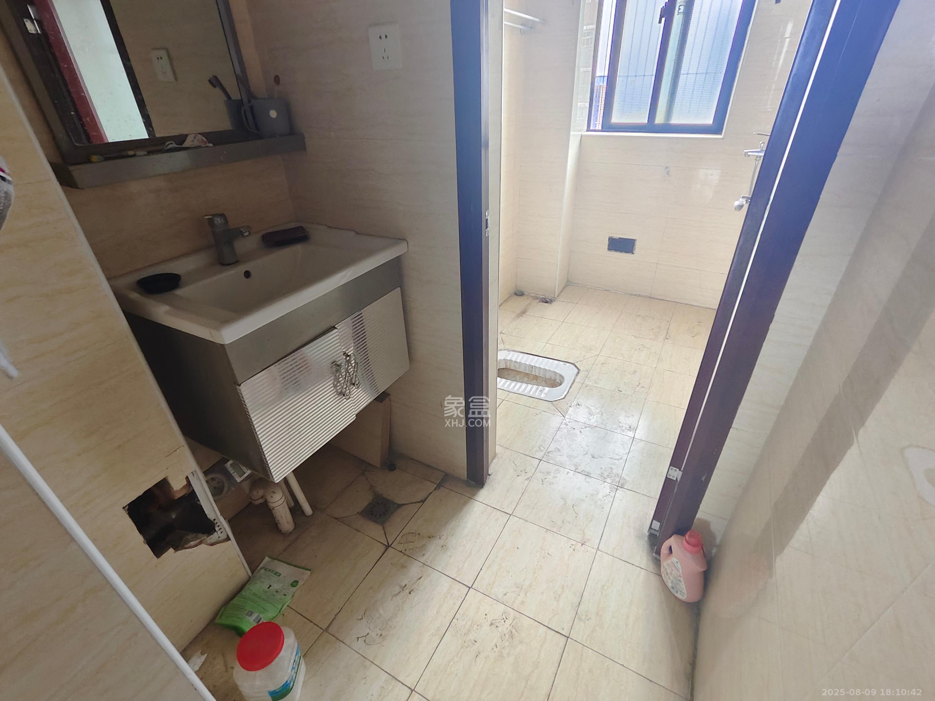 中江佳境天成  4室2厅2卫    2500.0元/月室内图