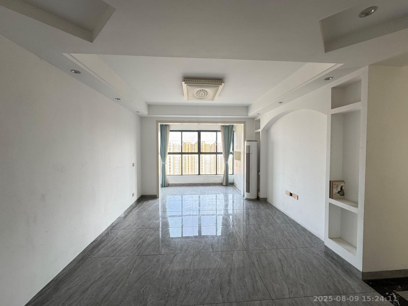 山水洲城华晨第一城 3室2厅0卫 1800.0元/月 山水洲城华晨第一城 3室2厅0卫 1800.0元/月室内图