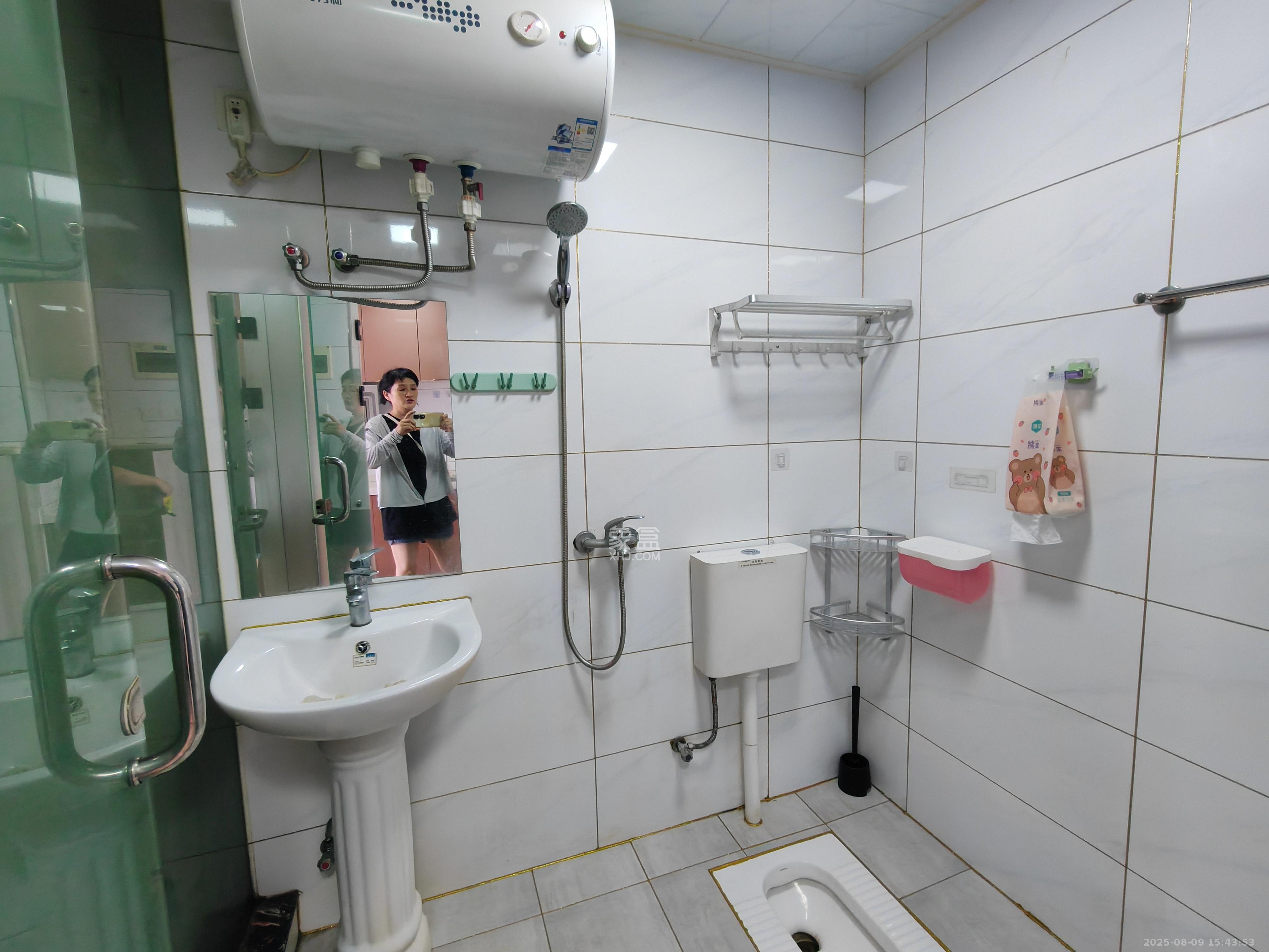 MOMA当代广场 1室1厅1卫 1100.0元/月 MOMA当代广场 1室1厅1卫 1100.0元/月室内图