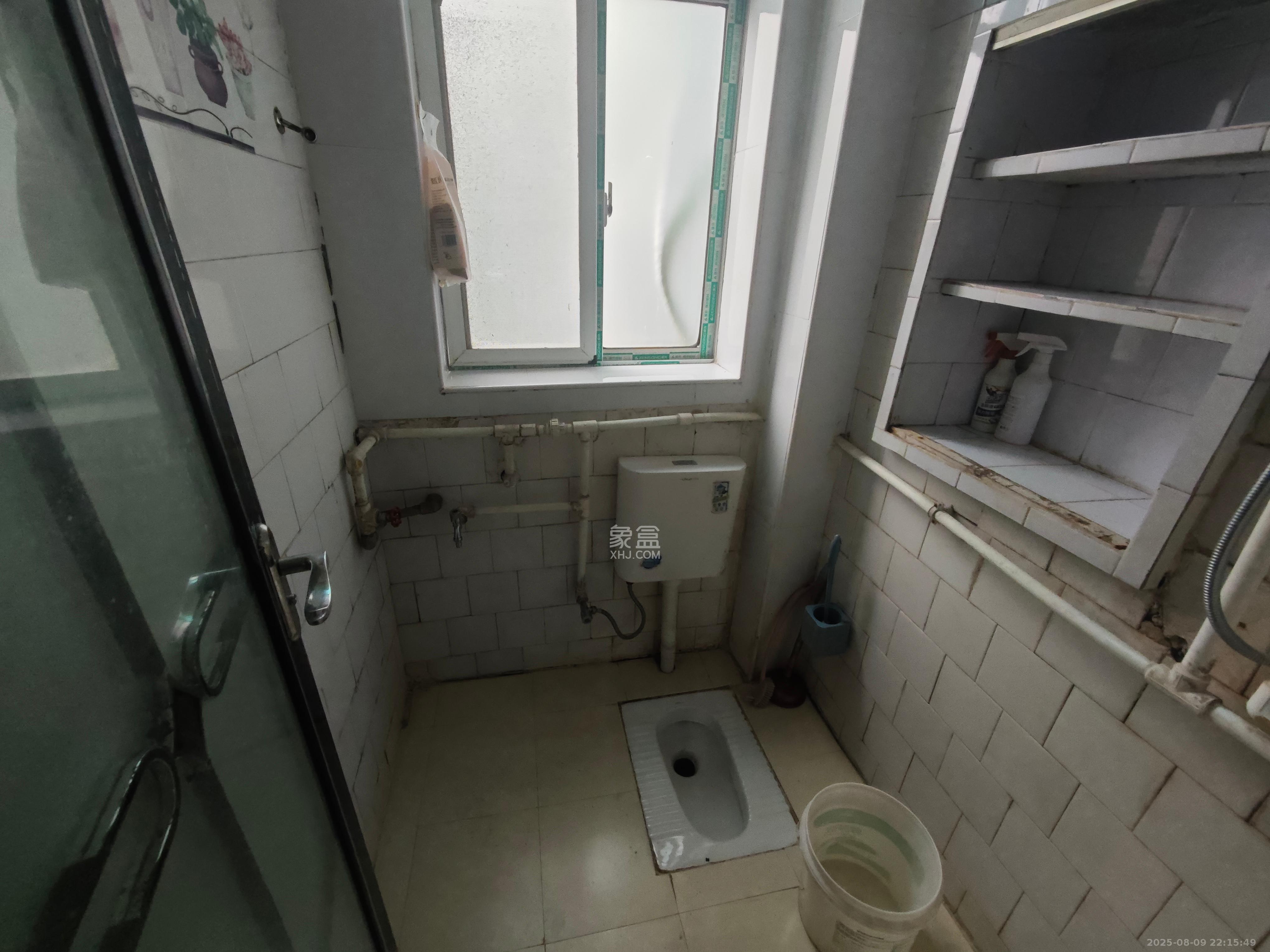 荷叶塘社区(雨花区) 2室1厅1卫 3200.0元/月 荷叶塘社区(雨花区) 2室1厅1卫 3200.0元/月室内图