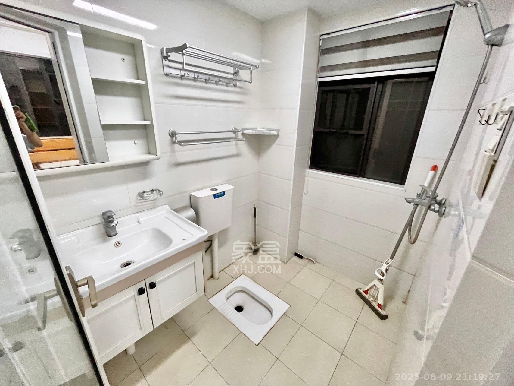 中国铁建梅溪青秀二期  3室2厅2卫    2500.0元/月室内图