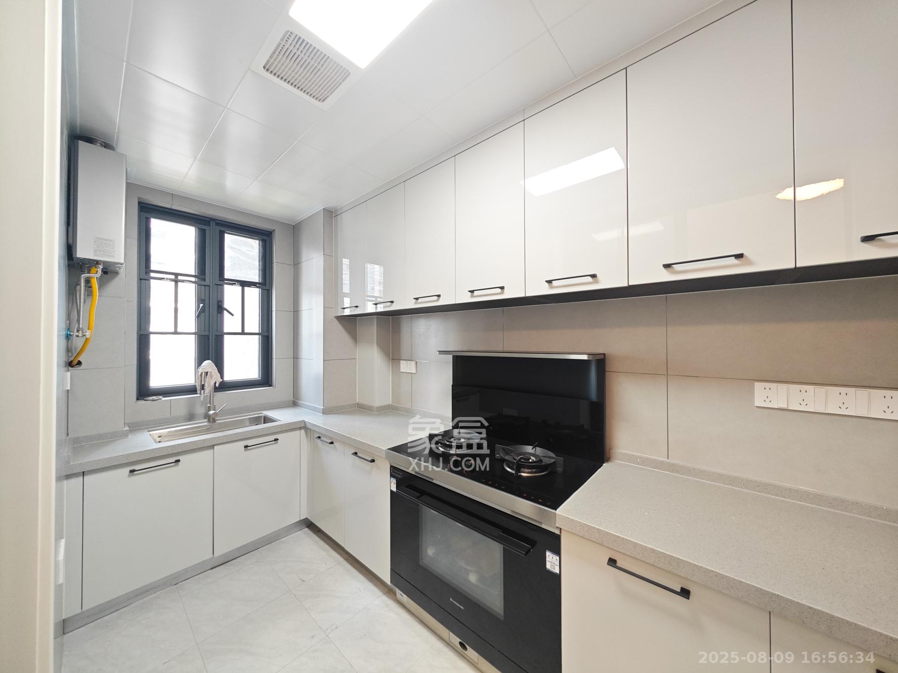 融创会展上东区 3室2厅2卫 102.0万 融创会展上东区 3室2厅2卫 102.0万其他