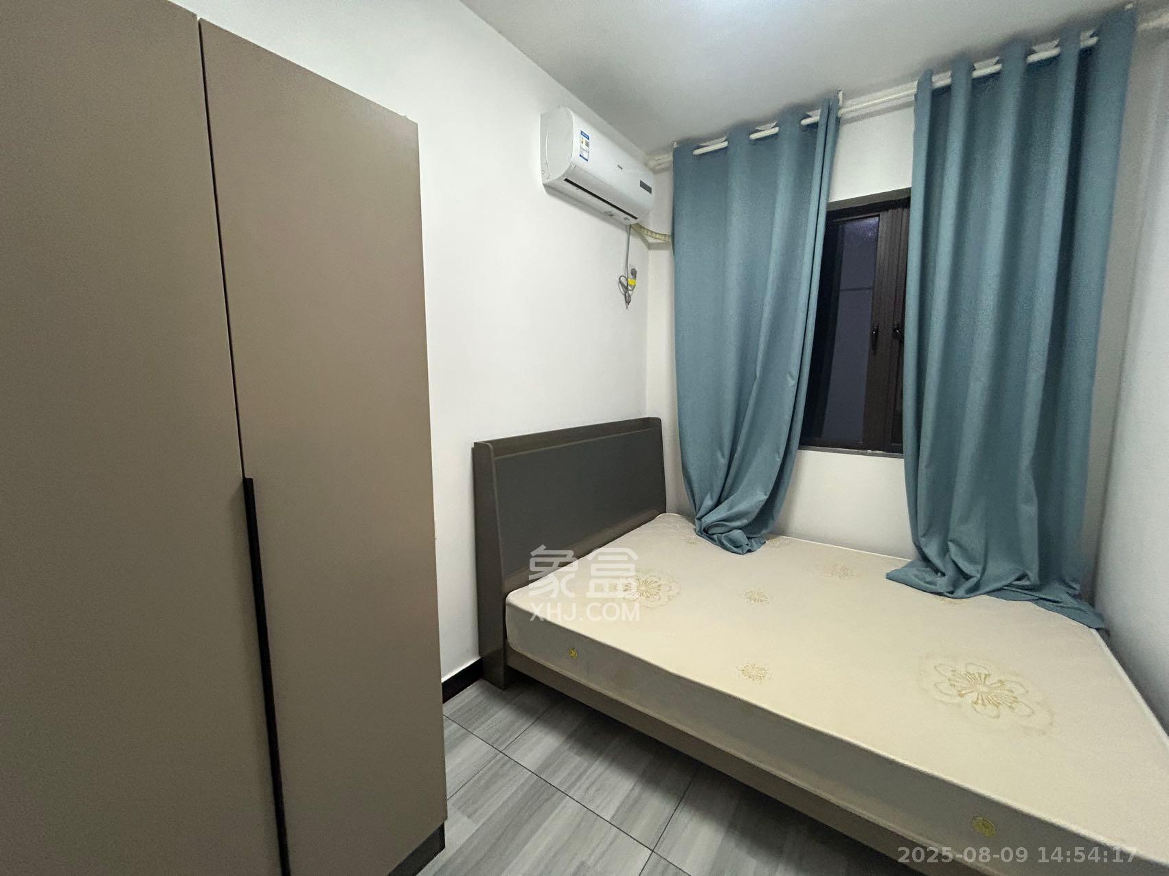 长房明宸府  4室1厅1卫    2400.0元/月室内图