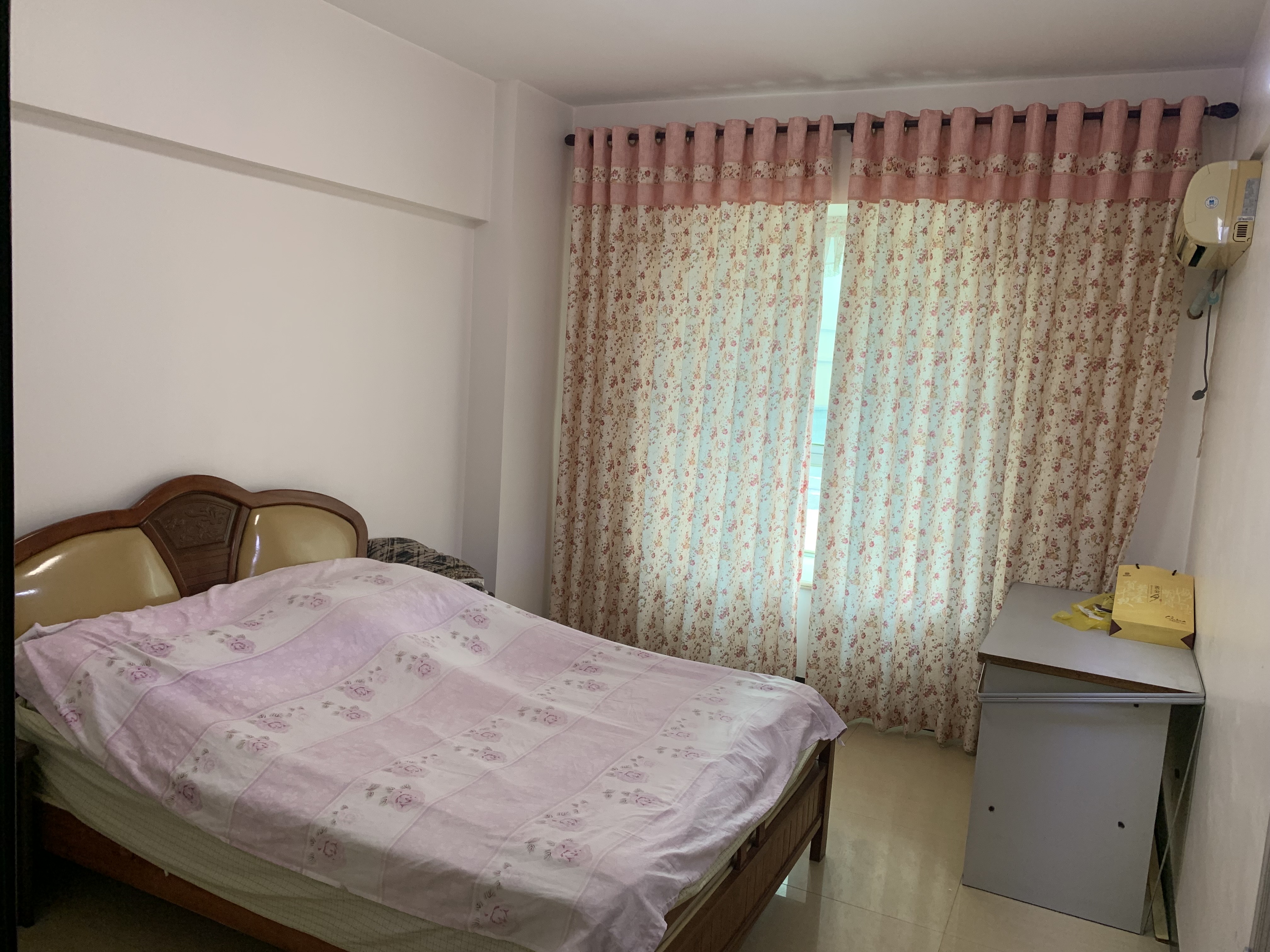 广昌花园 4室2厅2卫 154.0万 广昌花园 4室2厅2卫 154.0万客厅