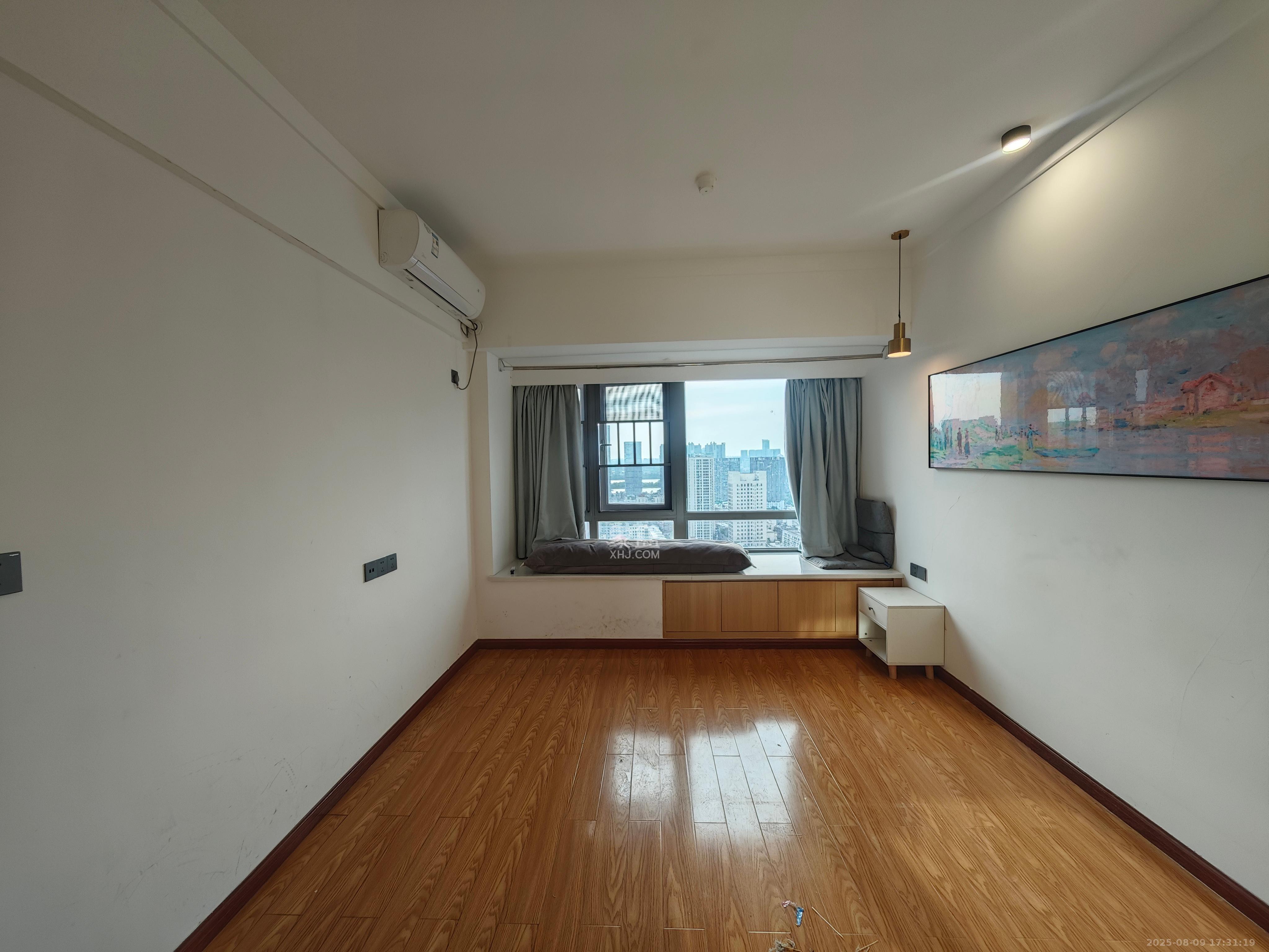 阳光城檀悦  1室1厅1卫    2000.0元/月室内图