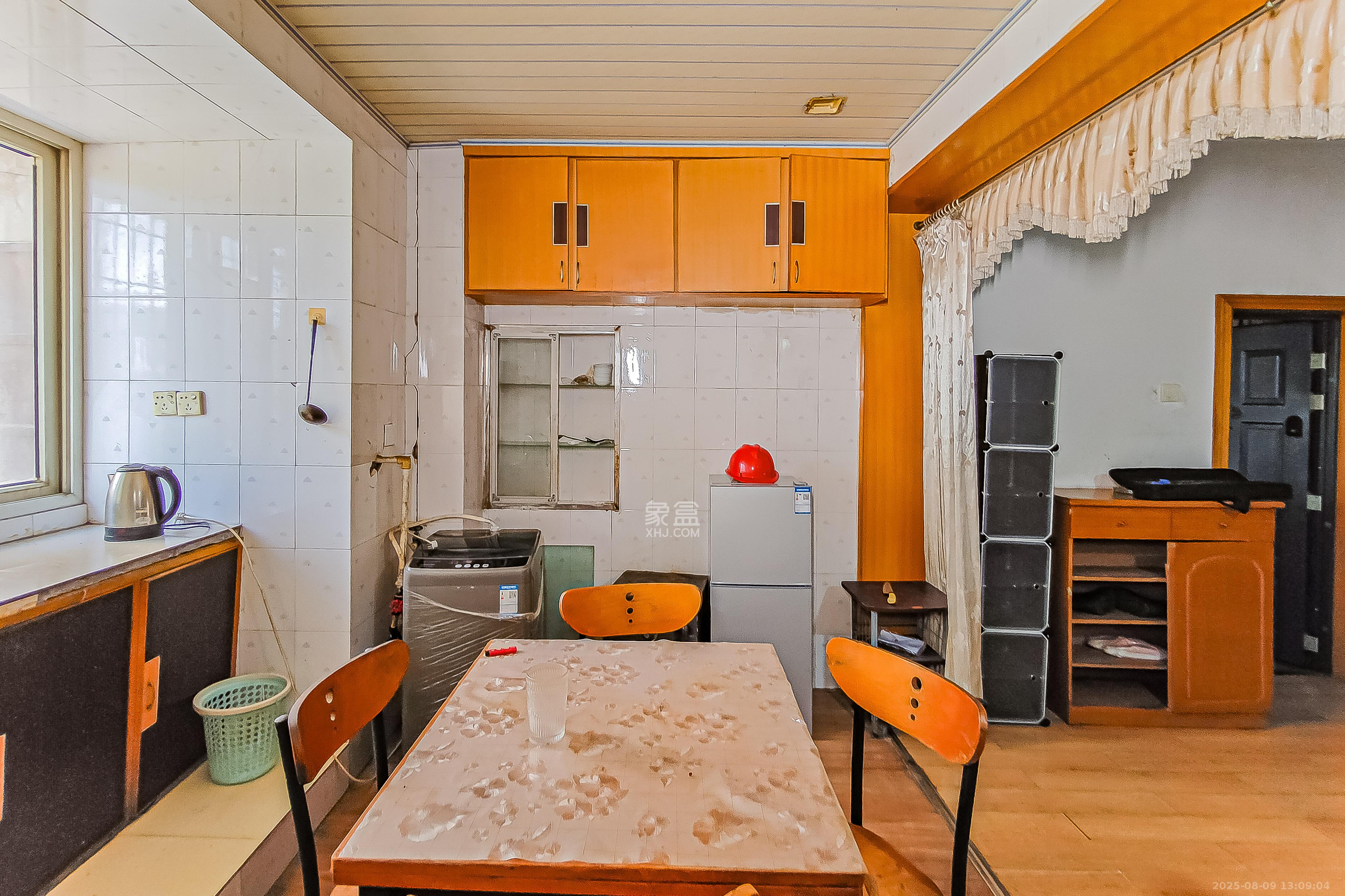 天心路散盘 2室1厅1卫 58.0万 天心路散盘 2室1厅1卫 58.0万厨房