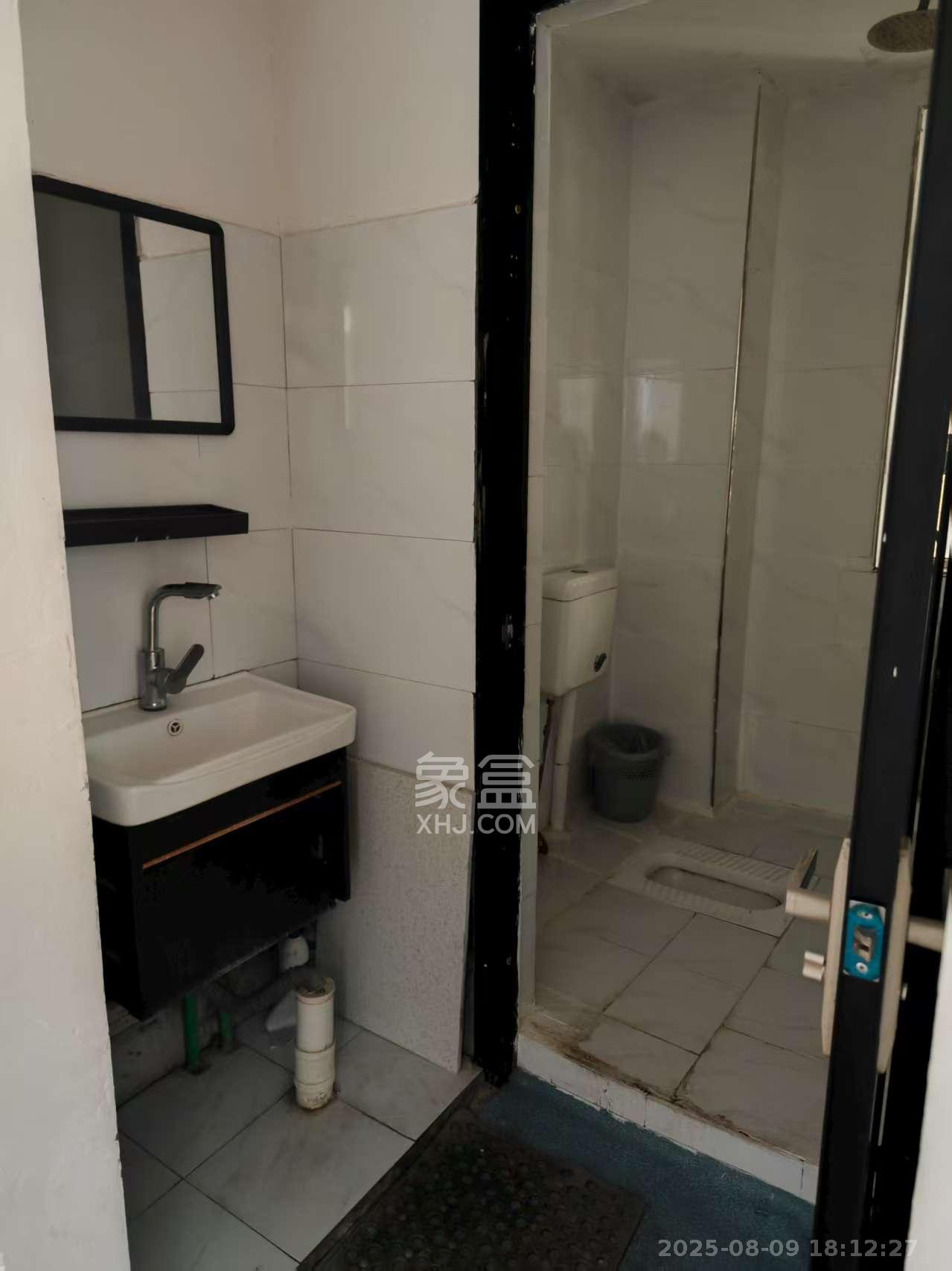 佳兆业君汇上品 3室1厅1卫 1600.0元/月 佳兆业君汇上品 3室1厅1卫 1600.0元/月室内图