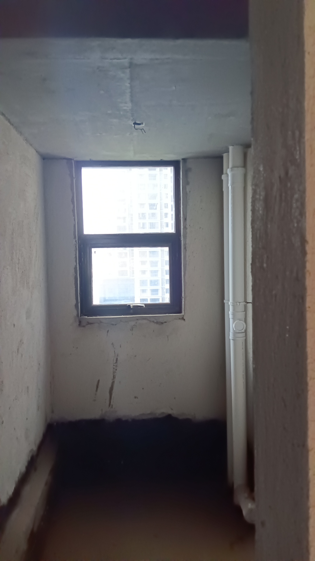 悦江山 4室2厅2卫 64.0万 悦江山 4室2厅2卫 64.0万客厅