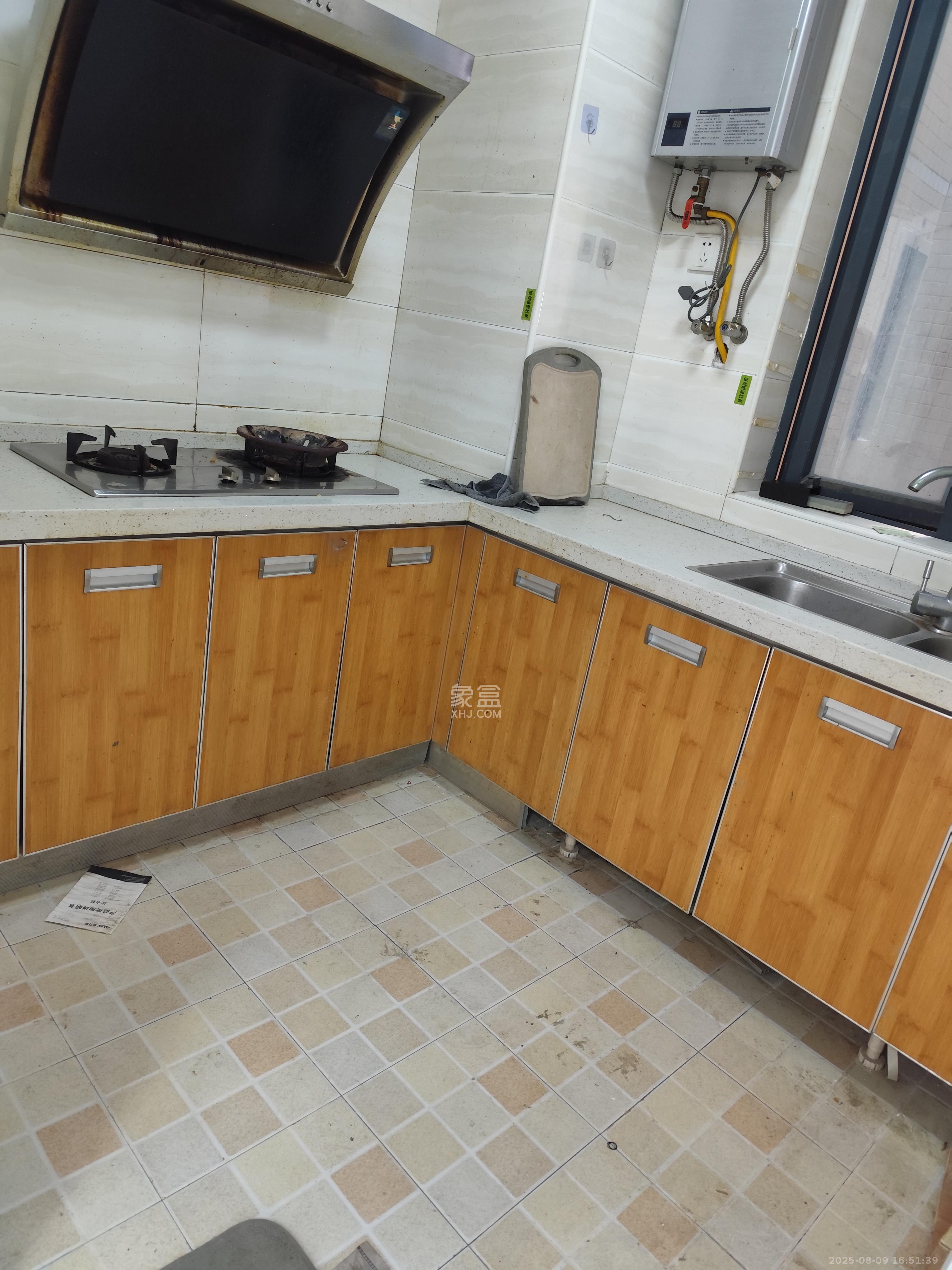 凯通国际城(凯通朝庭) 2室2厅1卫 2600.0元/月 凯通国际城(凯通朝庭) 2室2厅1卫 2600.0元/月室内图